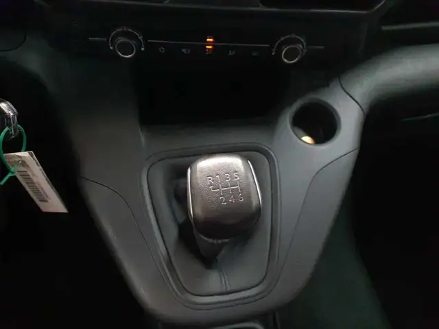 Opel Combo view 10