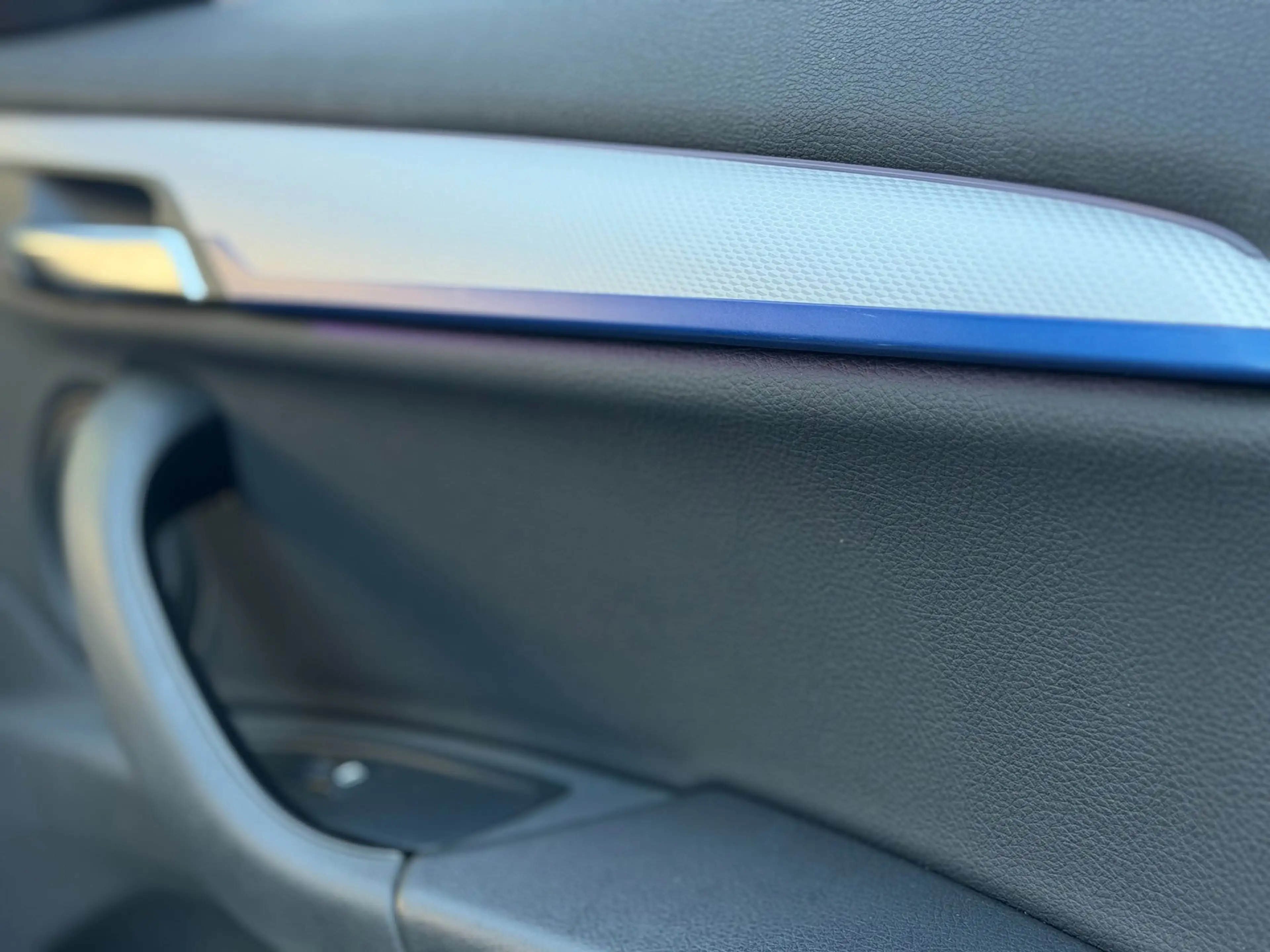 BMW X2 XDrive25e High Executive|M-Sport|Camera|CarPlay|Na — photo 30