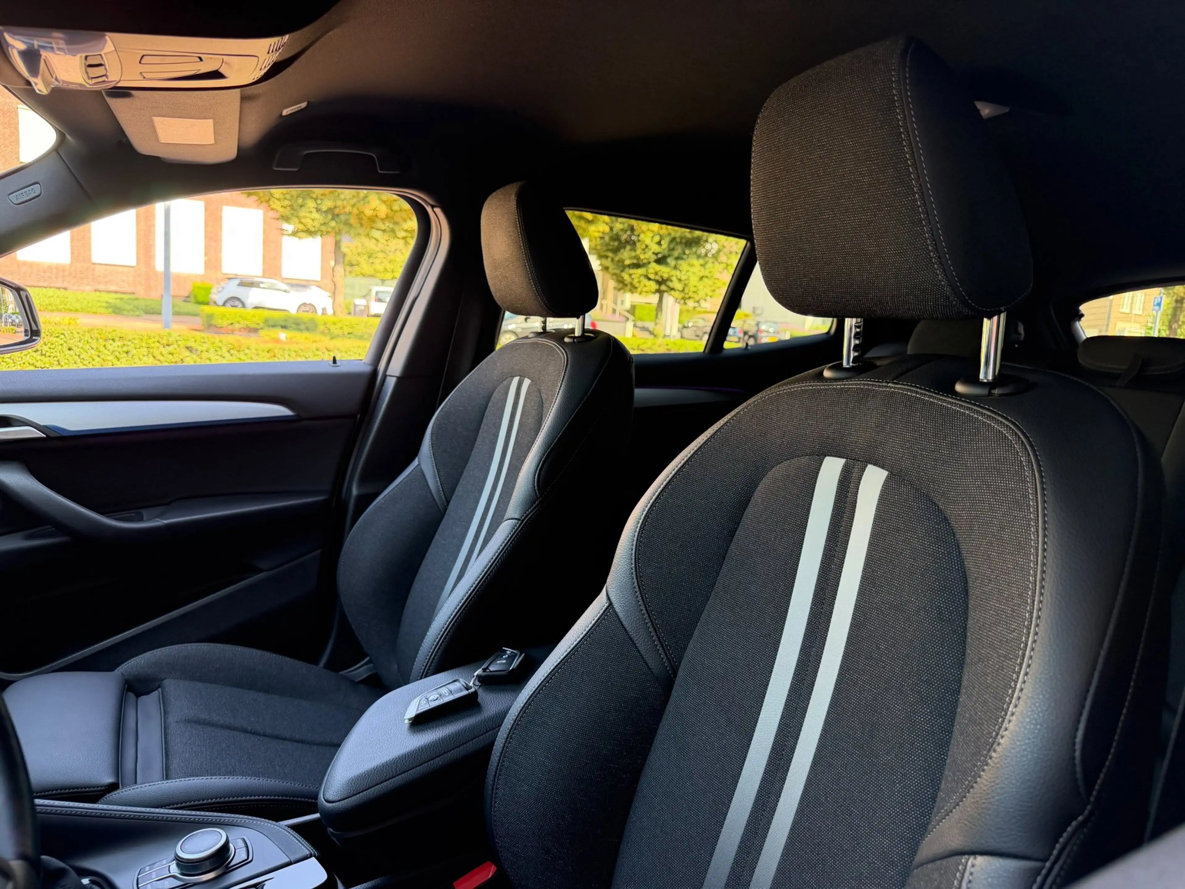 BMW X2 XDrive25e High Executive|M-Sport|Camera|CarPlay|Na — photo 23