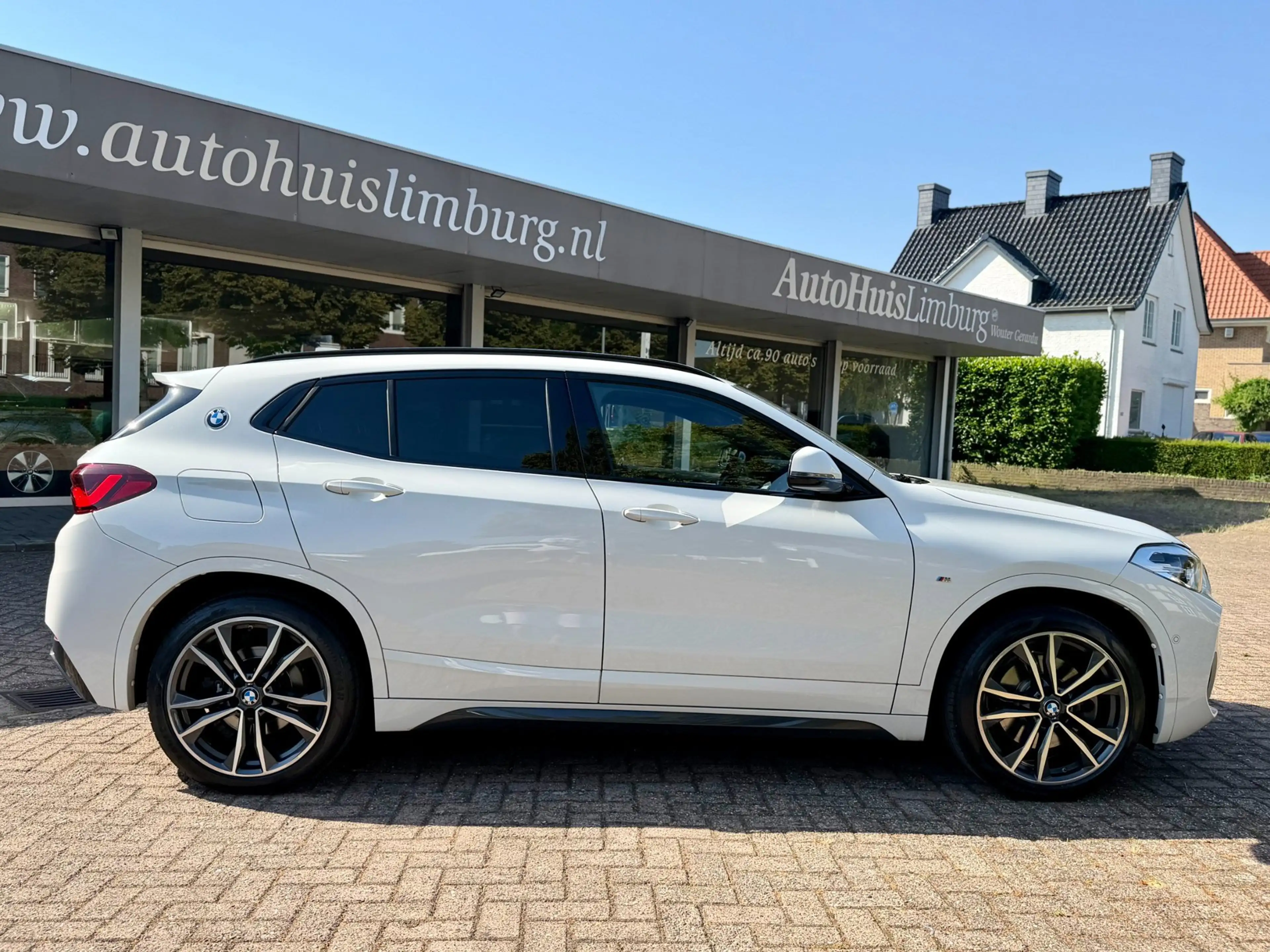 BMW X2 XDrive25e High Executive|M-Sport|Camera|CarPlay|Na — photo 3