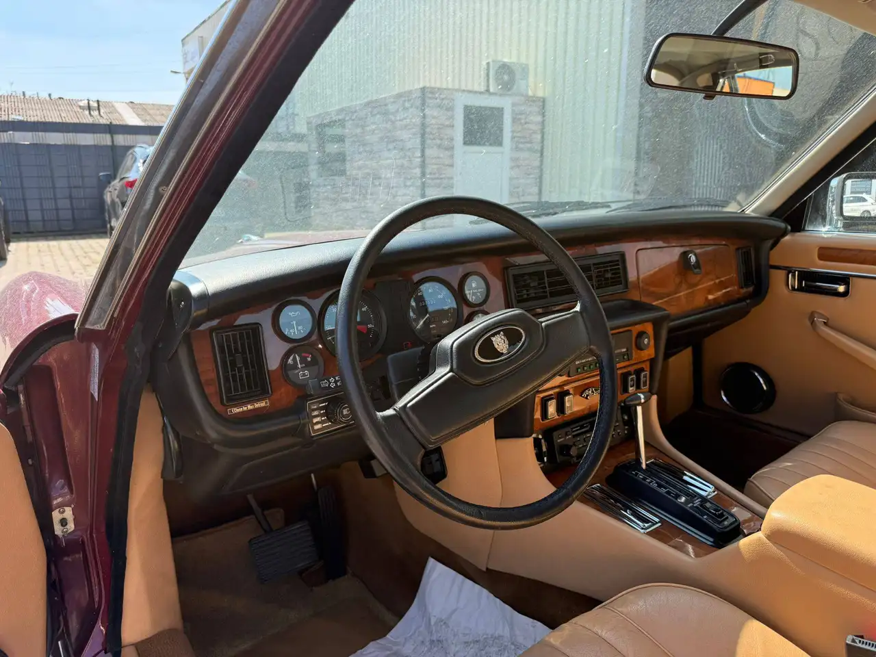Jaguar XJ 4.2, foto 10