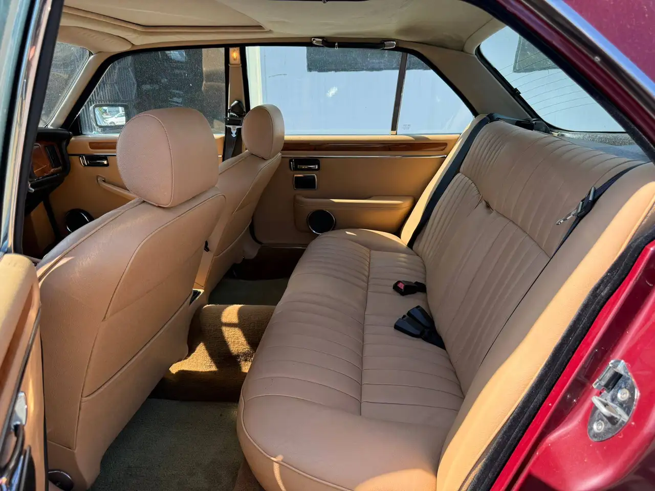 Jaguar XJ 4.2, foto 11