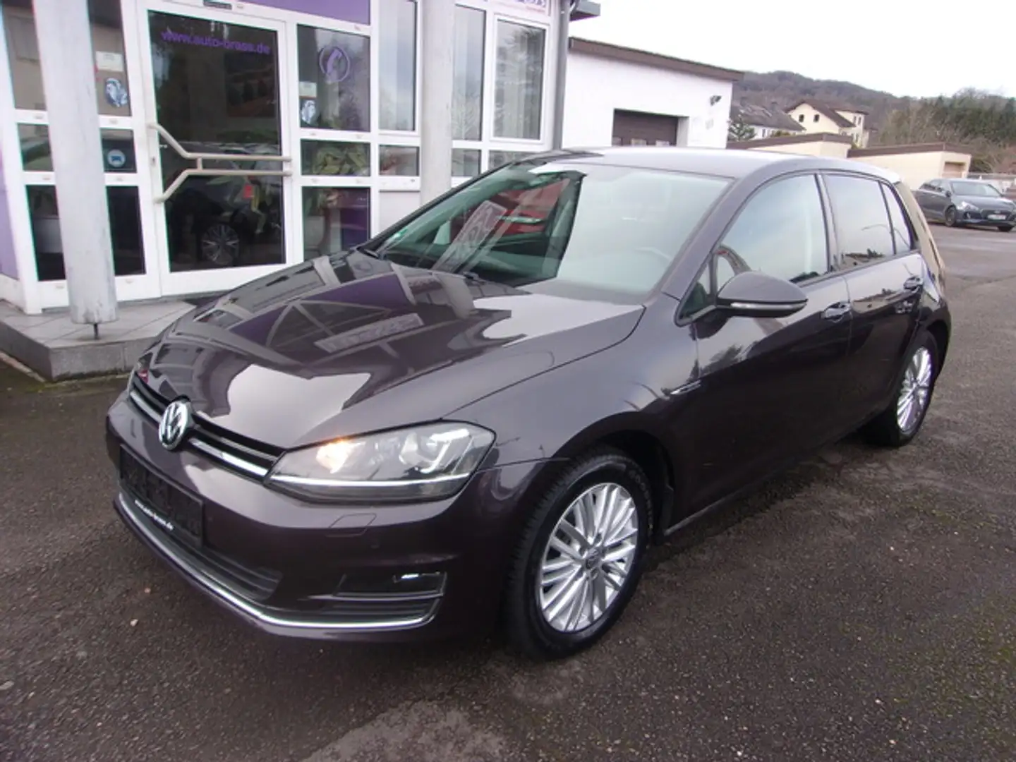 Volkswagen Golf VII Lounge DSG Xenon SHZ Klimaaut PDC Grigio - 1