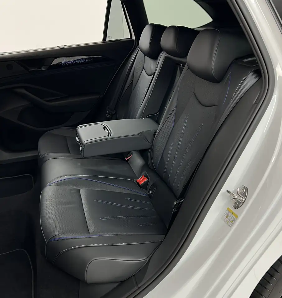 Volkswagen Passat 2.0 TDI 110 kW R-line DSG*Standheizung*LED*, миниатюра 18