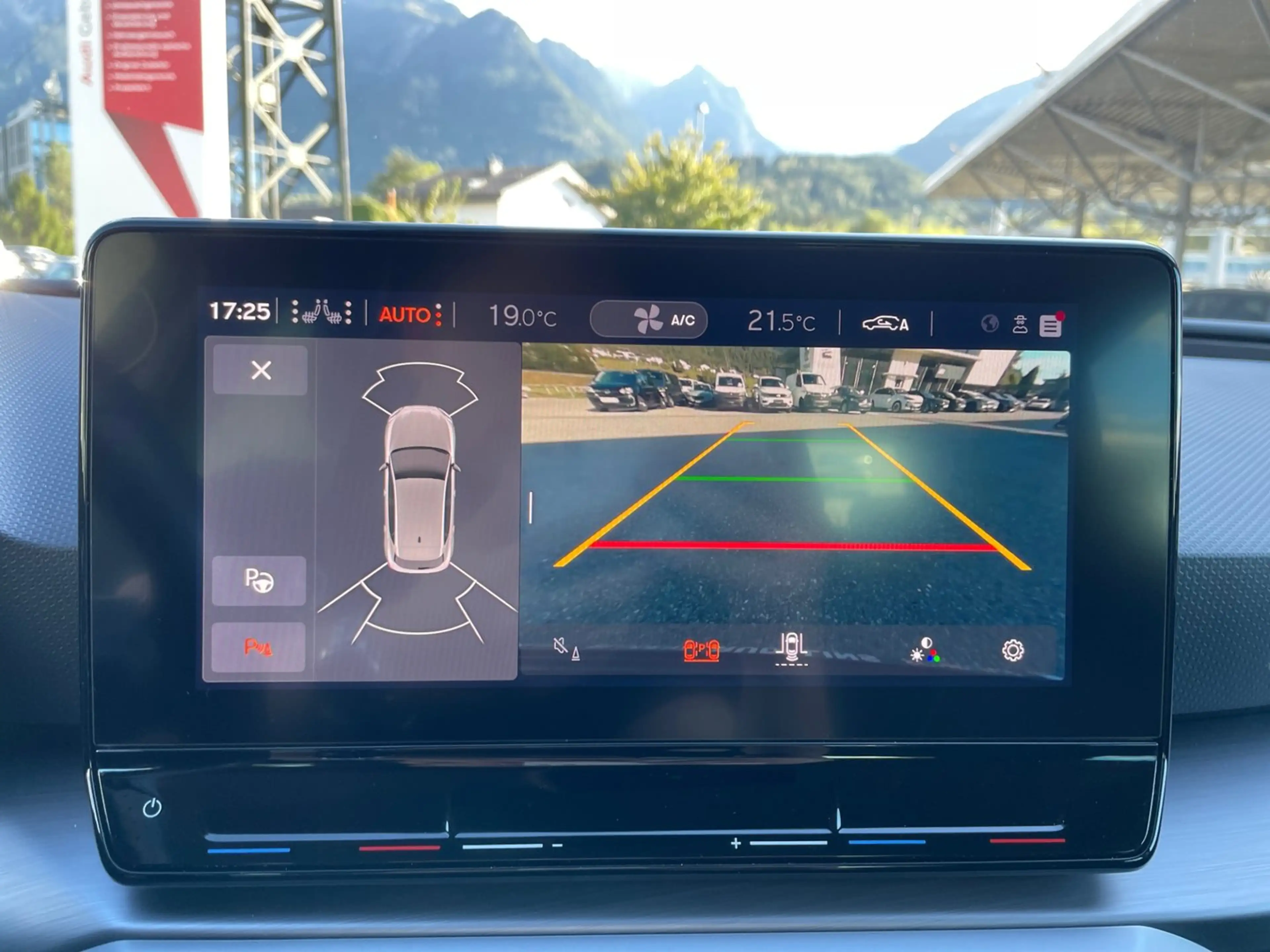 SEAT Leon FR 1.5 eTSI ACT DSG — photo 15