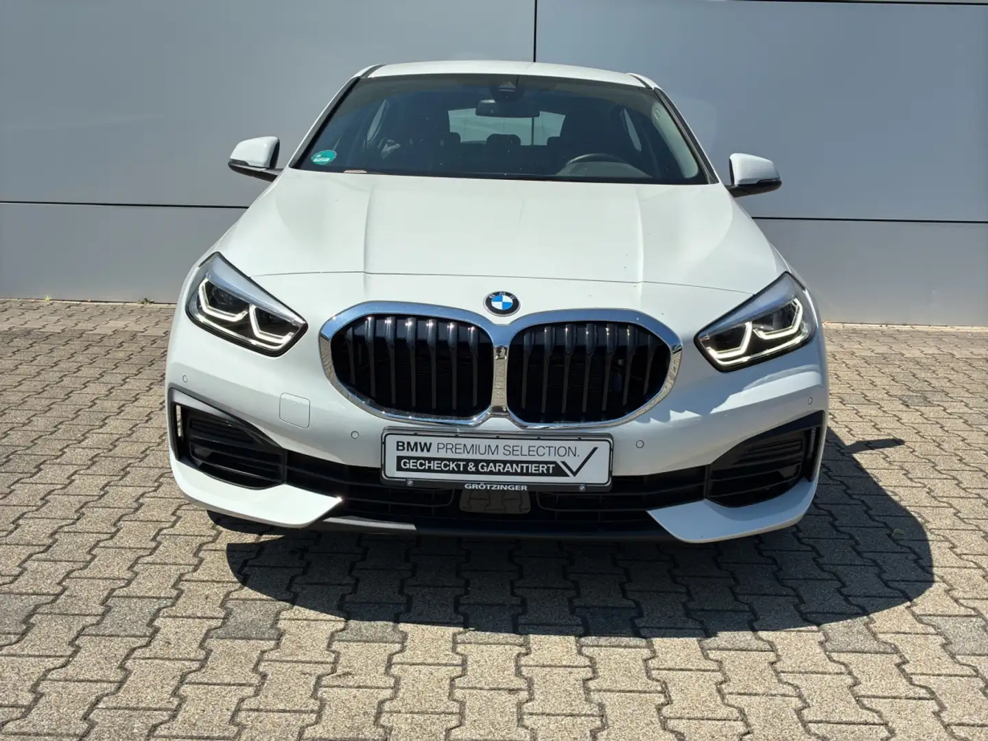 BMW 116 i LED+LenkHZ+PDC+SHZ+GRA Weiß - 2