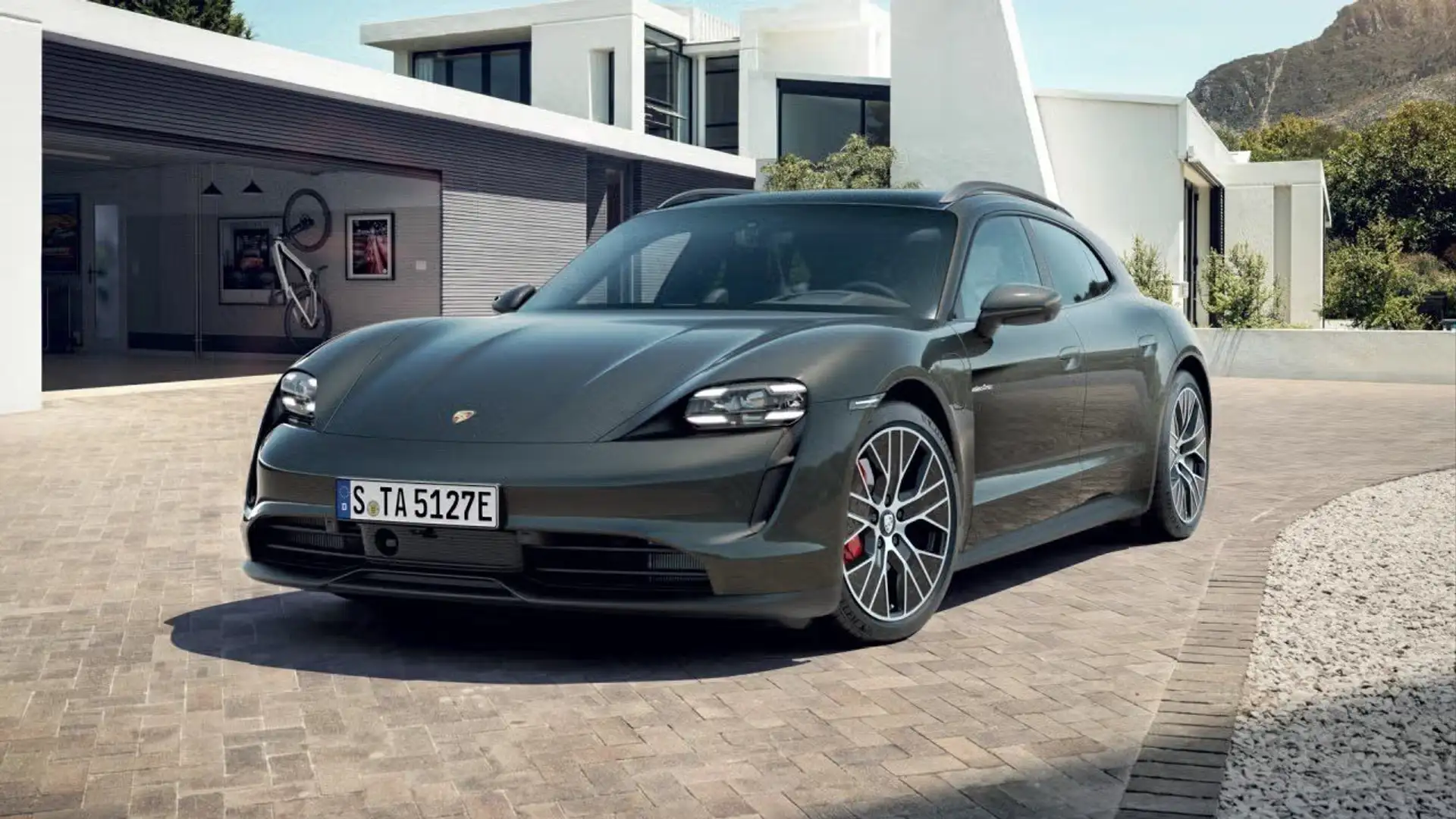 Porsche Taycan 4S Sport Turismo Panoramadach Grau - 1