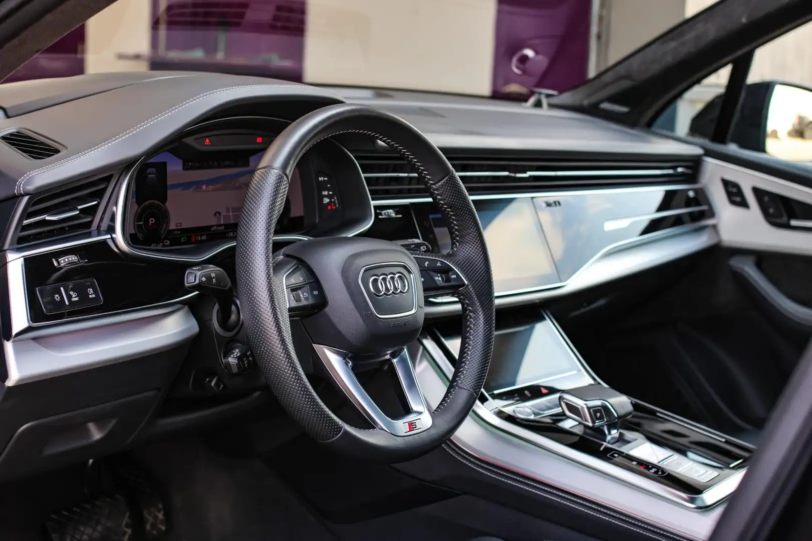 Audi Q7 55 TFSI e Quattro S-Line *Pano*B&O Advanced*S-Stoe Zwart - 2