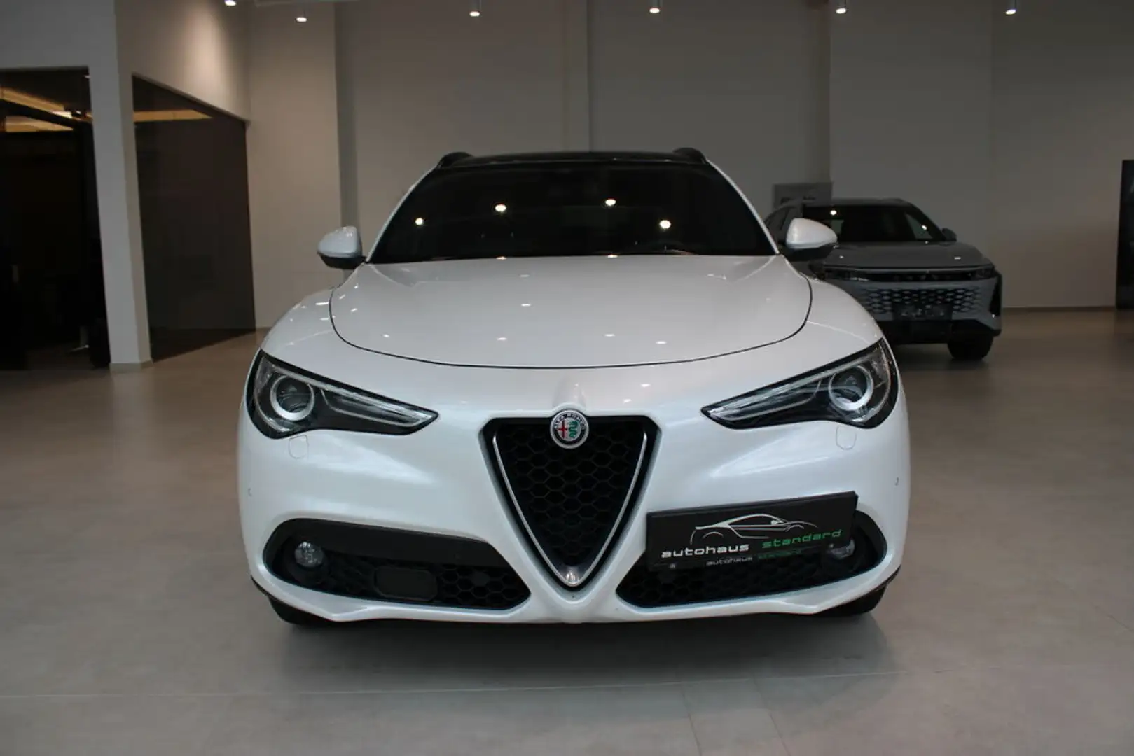 Alfa Romeo Stelvio Super Q4 **Ausstattungshammer** Weiß - 2