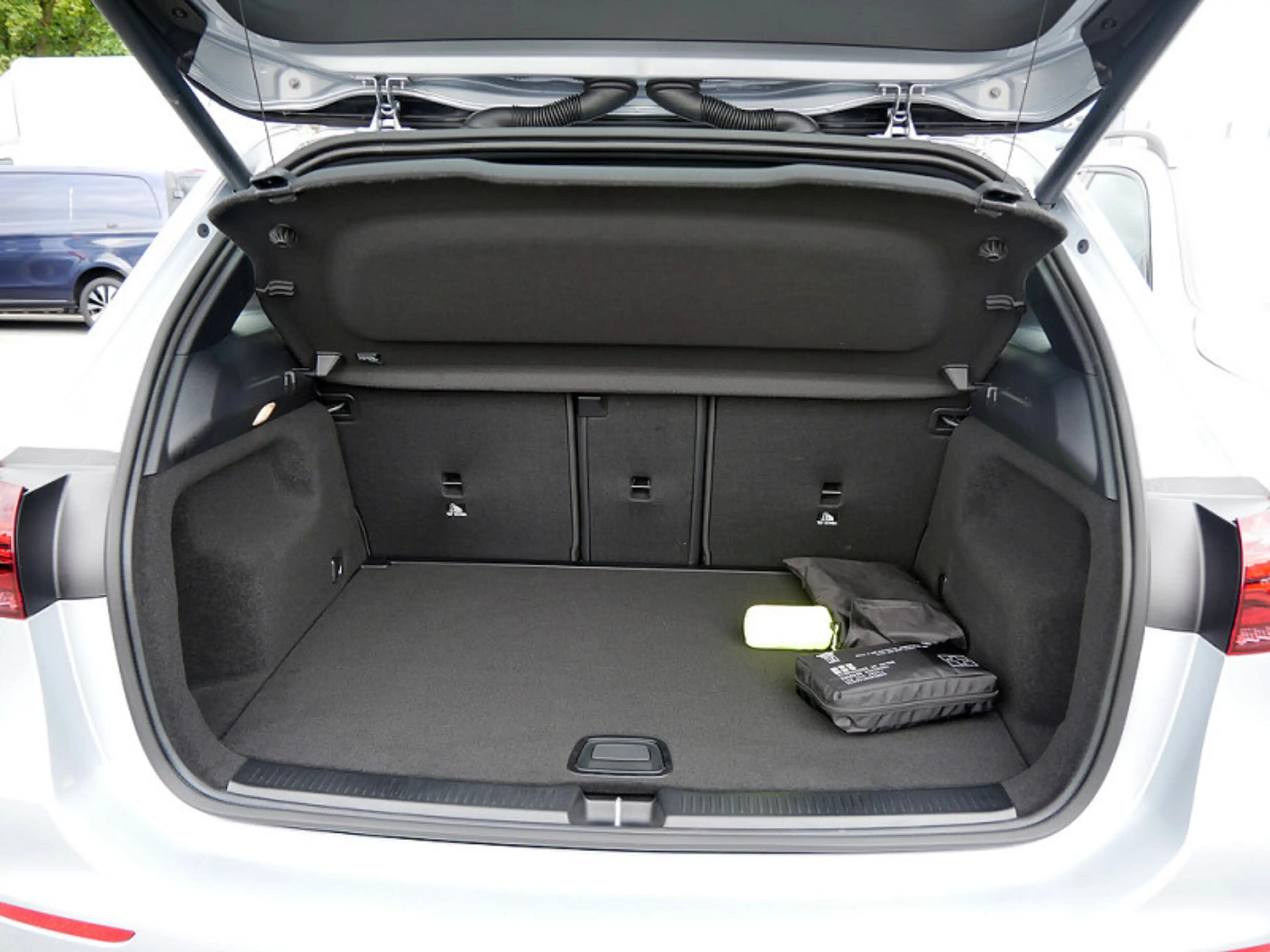 Mercedes-Benz B 200 PROGRESSIVE AHK DISTR KAMERA SPUR PDC SHZ — photo 8