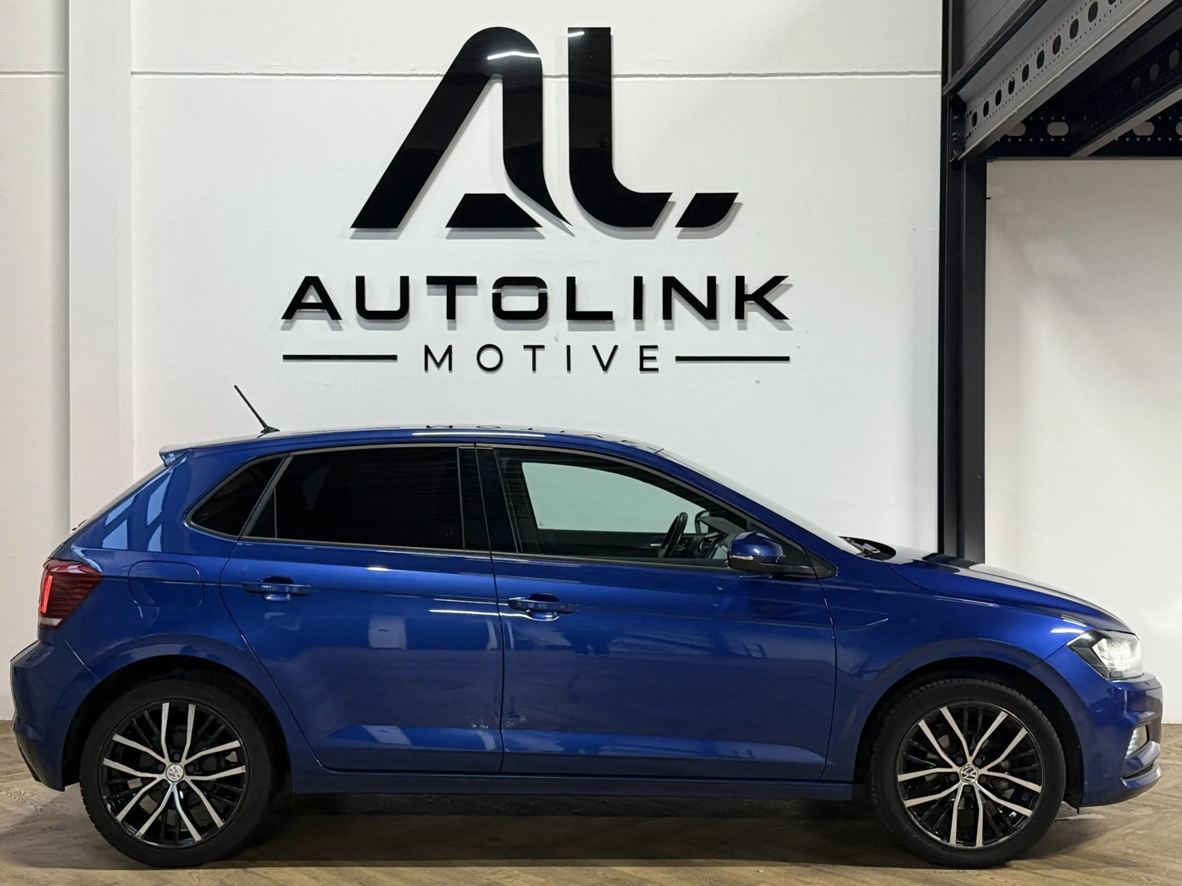 Volkswagen Polo 1.0 TSI Comfortline — photo 9