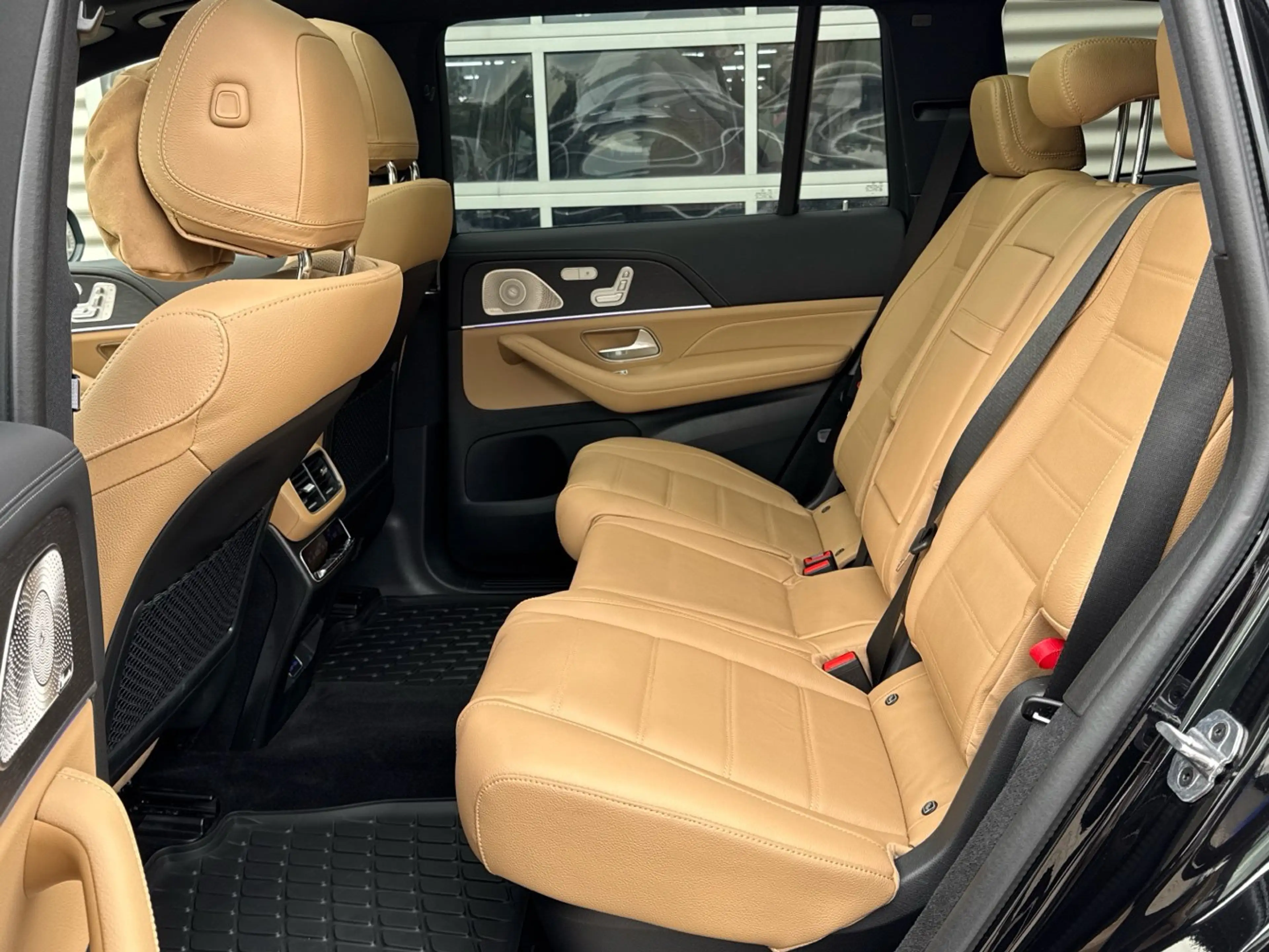 Mercedes-Benz GLS 450 d 4M AMG Premium+ Pano Burmester HUD AHK — photo 15