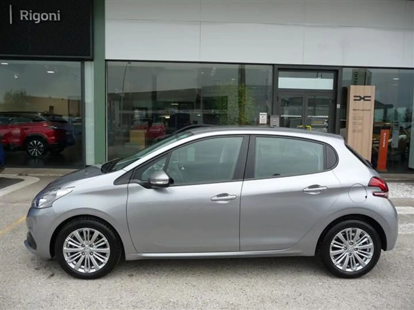 Peugeot 208 5 Porte 1.2 PureTech 82cv Allure S&S neopatent Grigio - 2