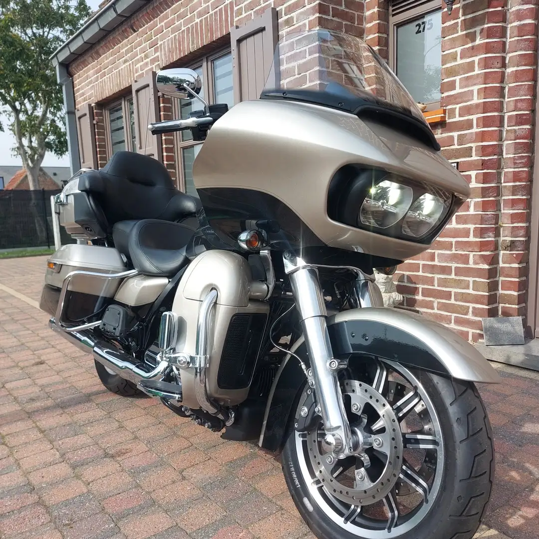 Harley-Davidson Road Glide duurste uitvoering Grijs - 1