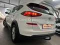 Hyundai TUCSON 1.6*Navi*Kamera*AHK*EURO6*USB*Bluetooth* Weiß - thumbnail 4