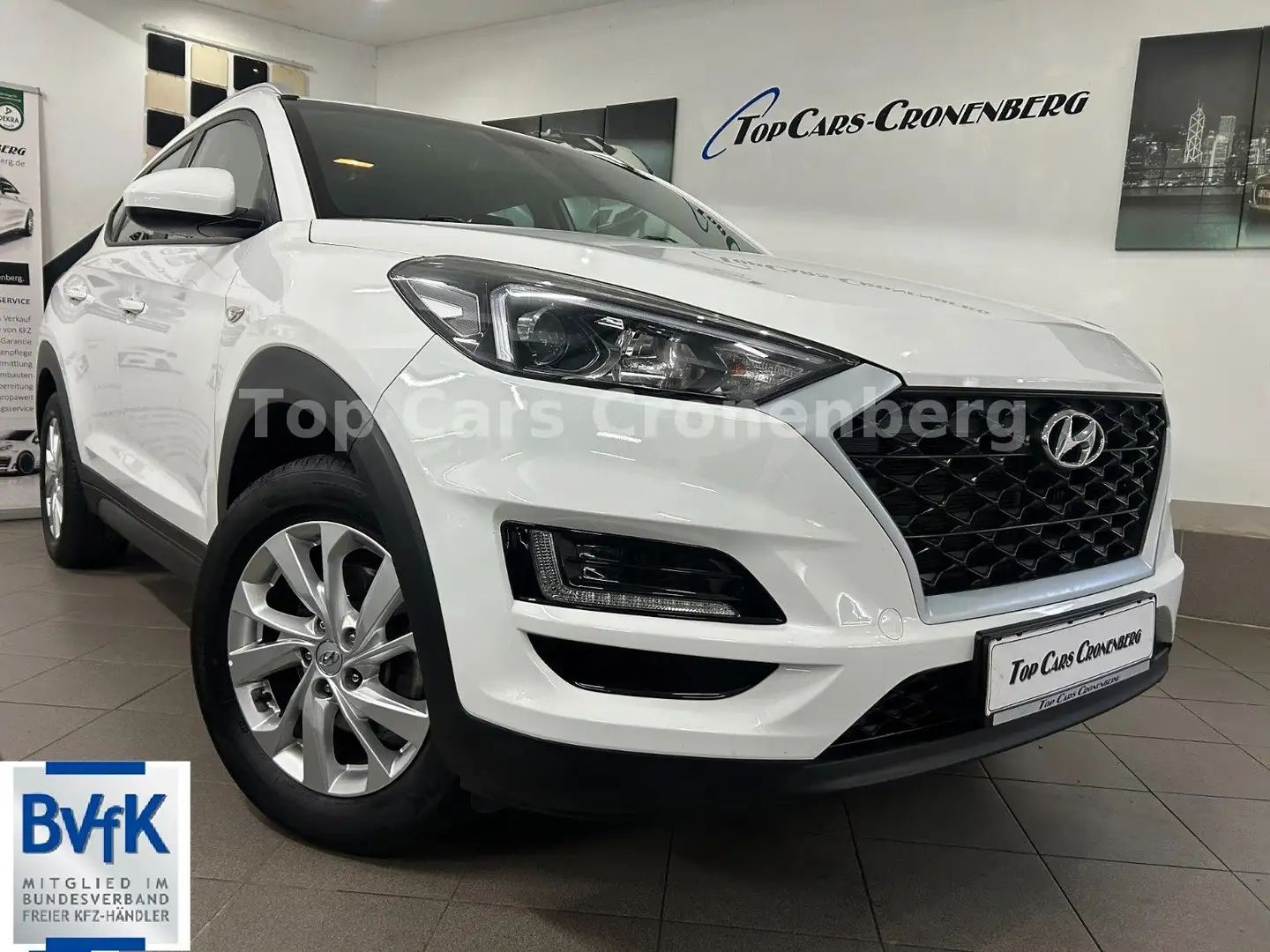 Hyundai TUCSON 1.6*Navi*Kamera*AHK*EURO6*USB*Bluetooth* Weiß - 1