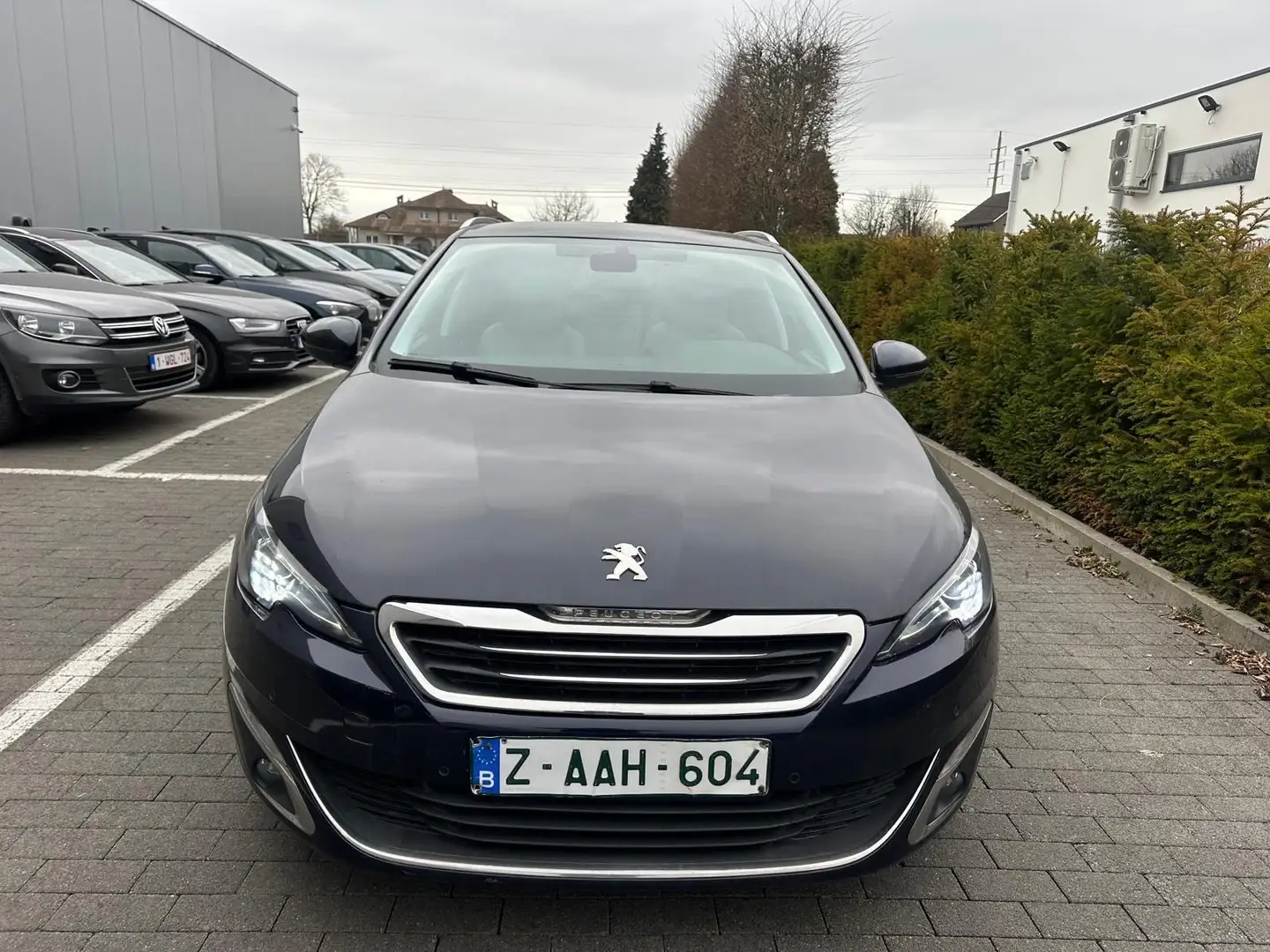 Peugeot 308 308 SW 1.2 PureTech Feline STT Bleu - 2