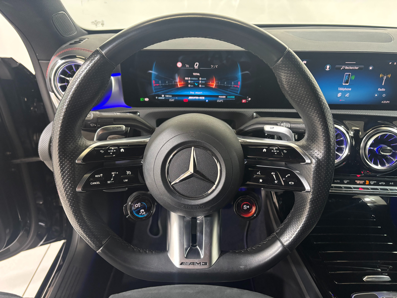 Mercedes-Benz CLA 35 AMG * Adaptive LED * Kit aéro * Jantes 19 — photo 10