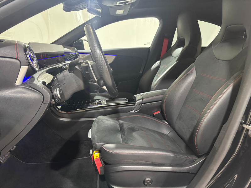 Mercedes-Benz CLA 35 AMG * Adaptive LED * Kit aéro * Jantes 19 — photo 9