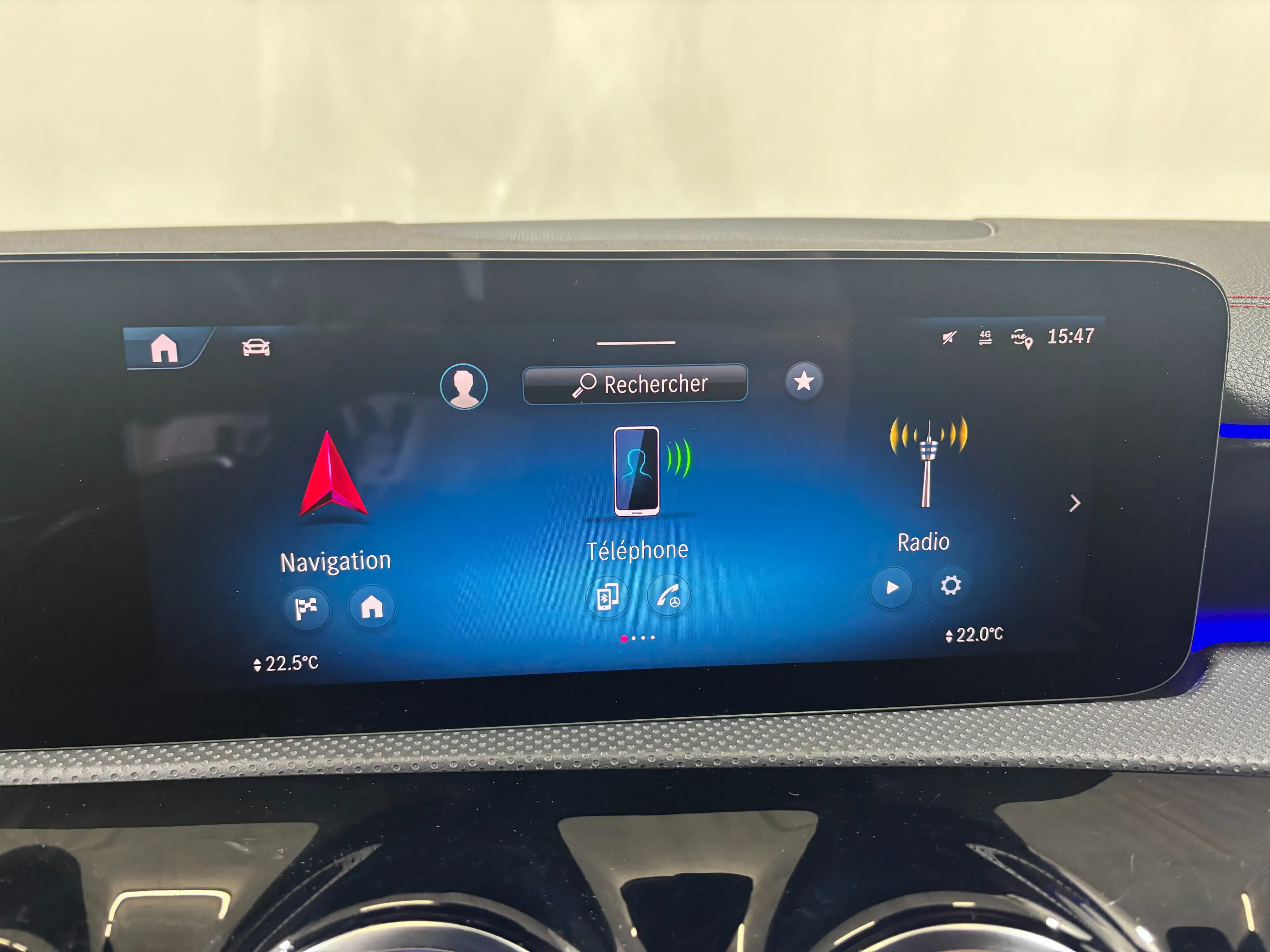 Mercedes-Benz CLA 35 AMG * Adaptive LED * Kit aéro * Jantes 19 — photo 12