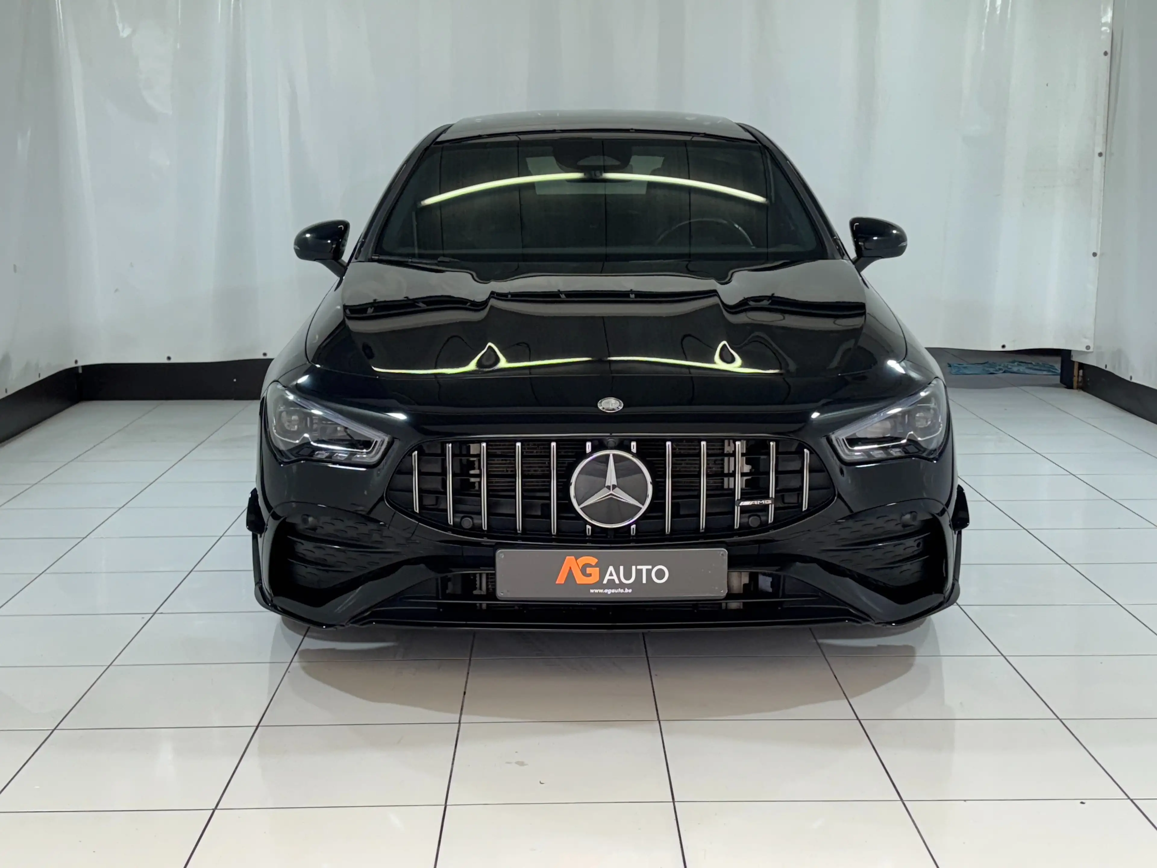 Mercedes-Benz CLA 35 AMG * Adaptive LED * Kit aéro * Jantes 19 — photo 3