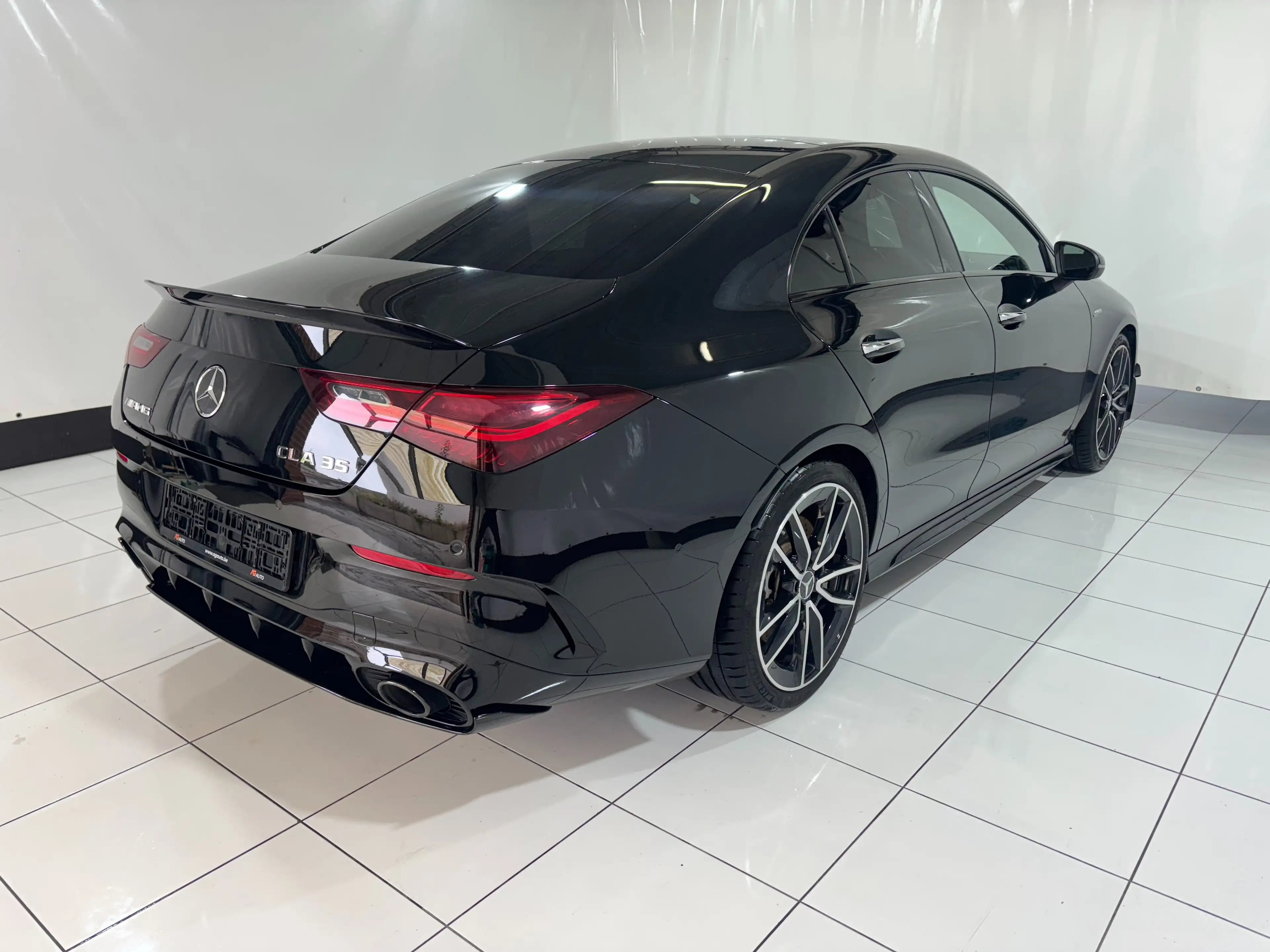 Mercedes-Benz CLA 35 AMG * Adaptive LED * Kit aéro * Jantes 19 — photo 6