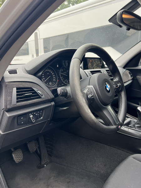 BMW 114 1-serie 114d Centennial High Executive | APK tot 2 — photo 6