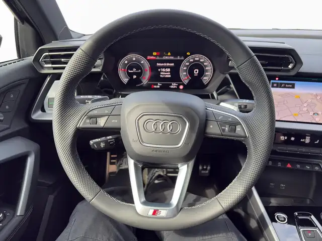 Audi A3 view 4