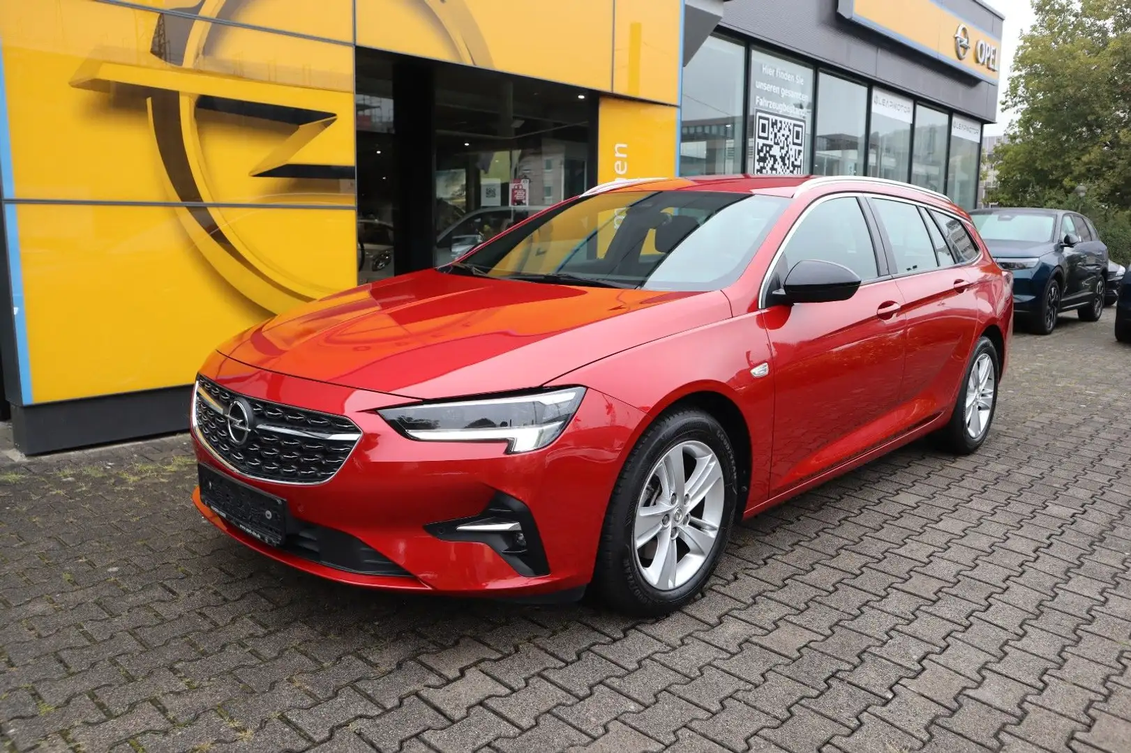 Opel Insignia B 2.0T AT9 Sports Tourer Elegance, AHK Rot - 2