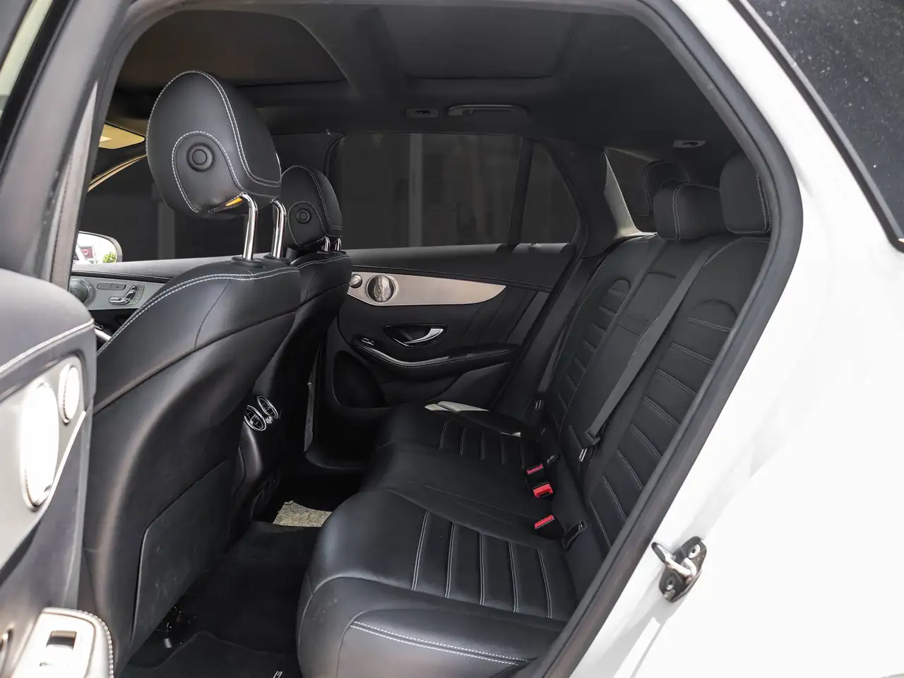 Mercedes-Benz GLC photo Mercedes-Benz GLC