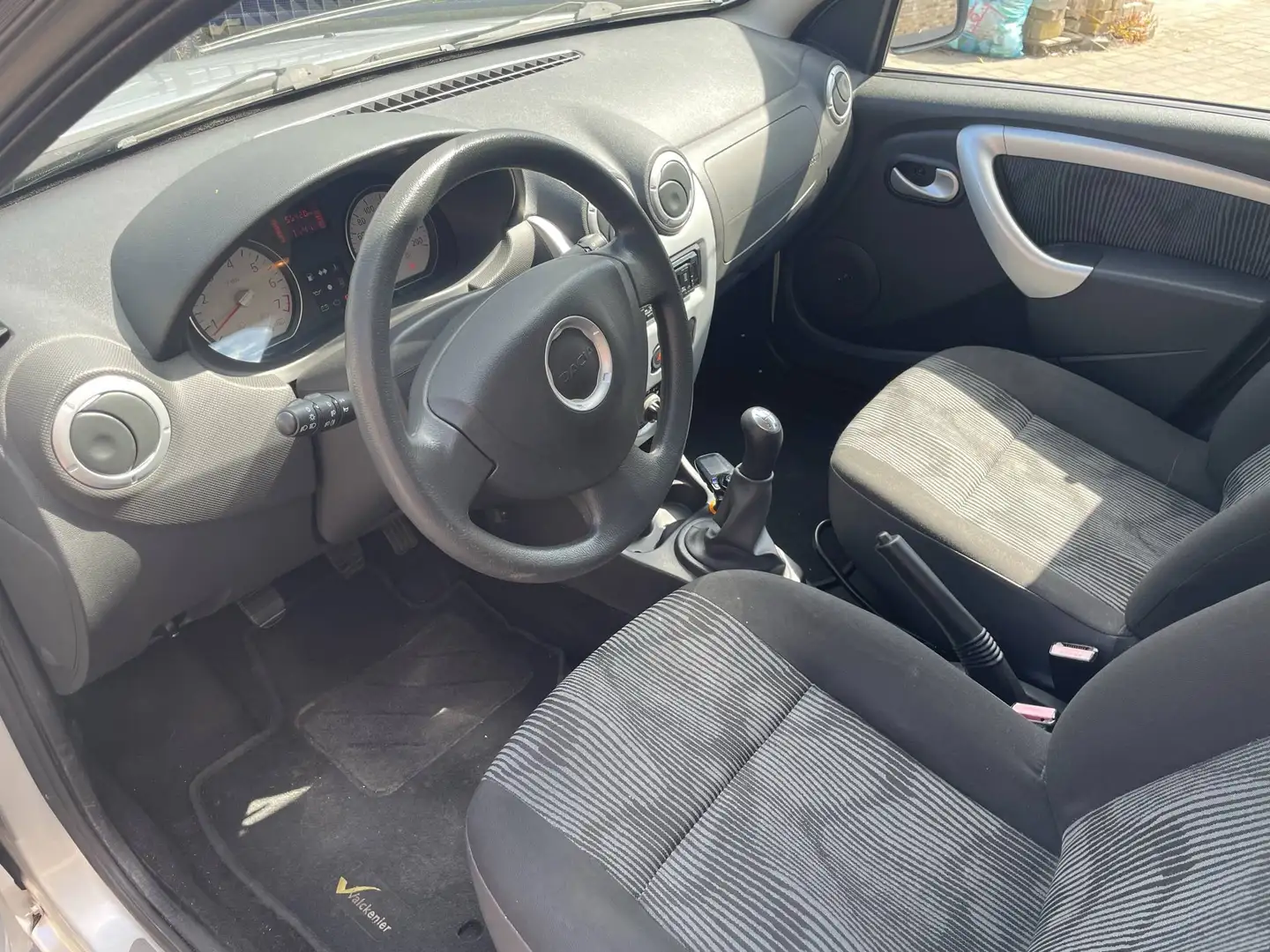 Dacia Sandero Sandero 1.2 16V Laureate Argent - 2