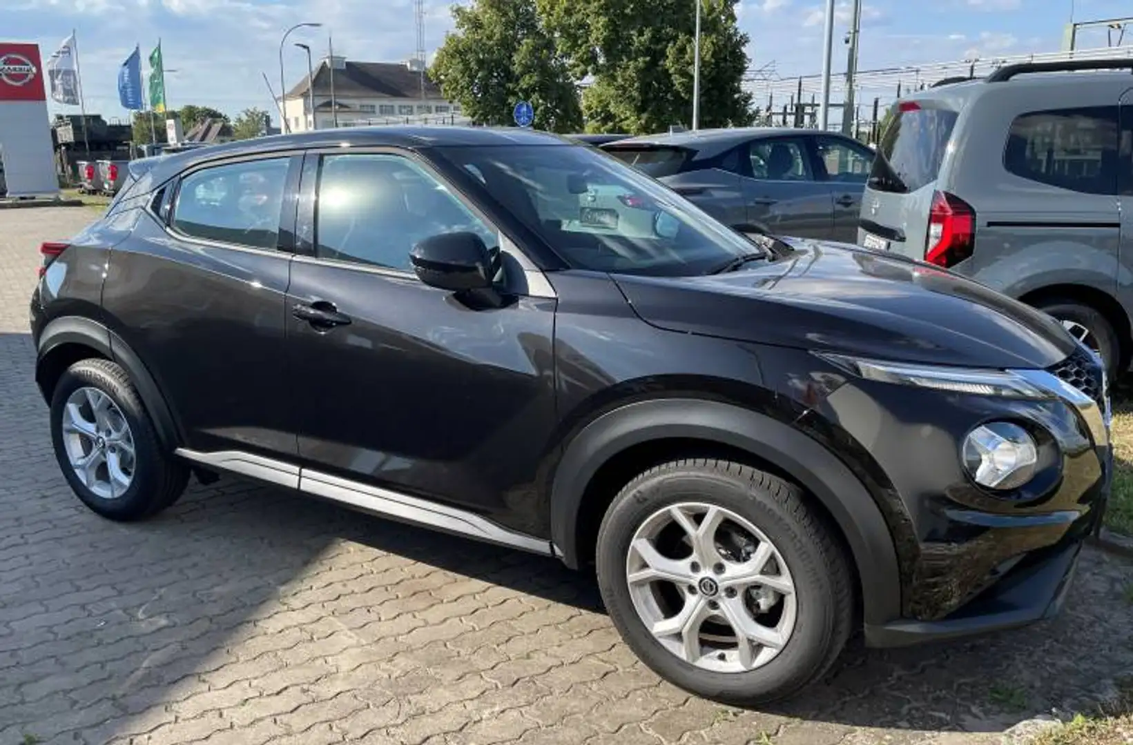 Nissan Juke JUKE DIG-T 117 1.0 Nero - 1