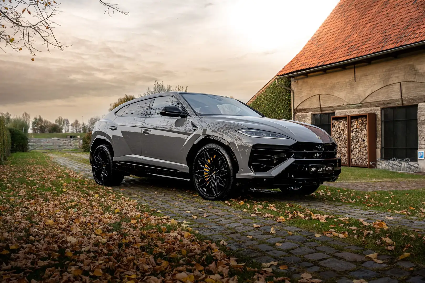 Lamborghini Urus SE 2025 / 588kW / PLUG-IN Grey - 2
