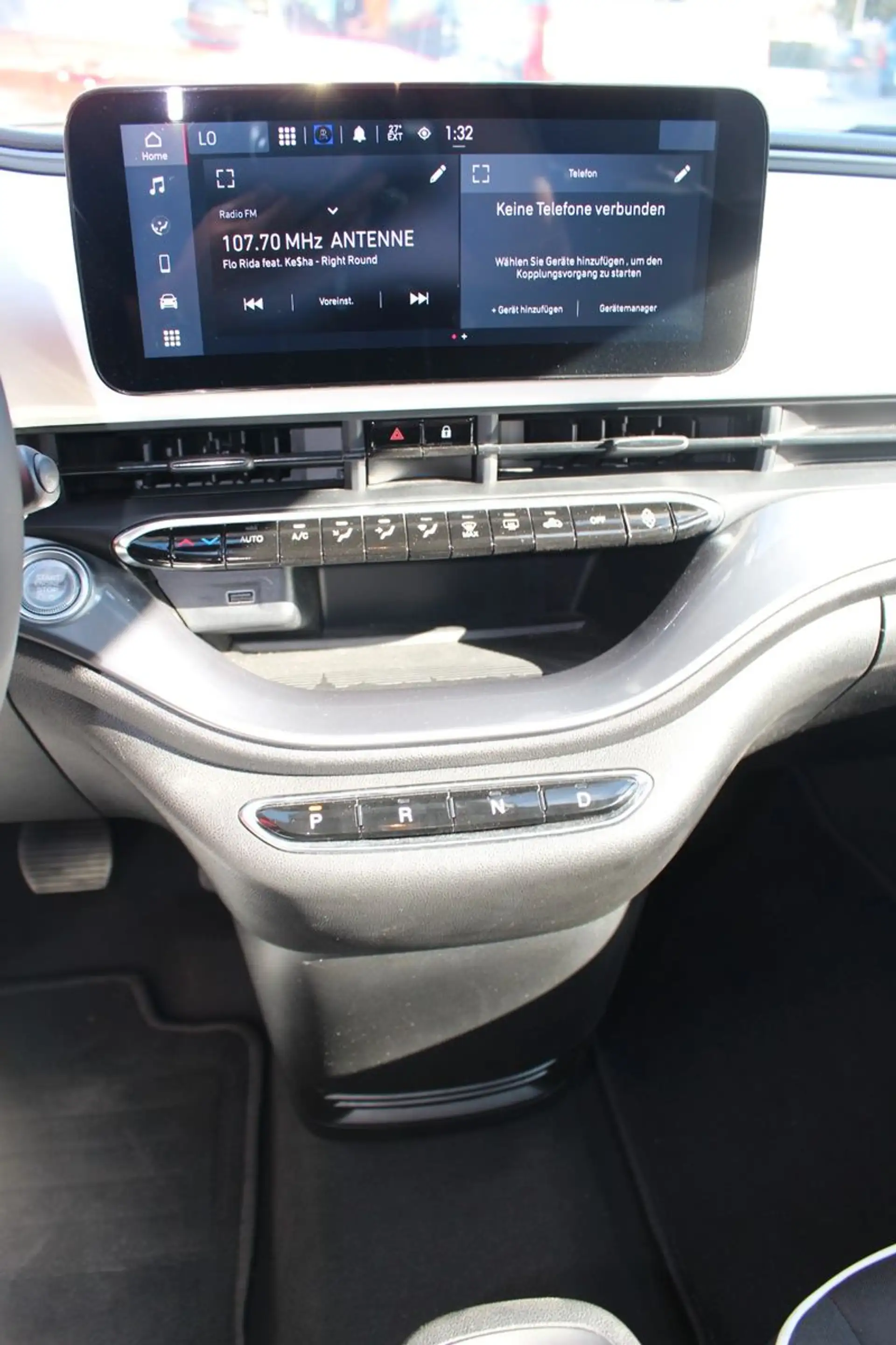 Fiat 500e CARPLAY/ SOH 96,5% — photo 15