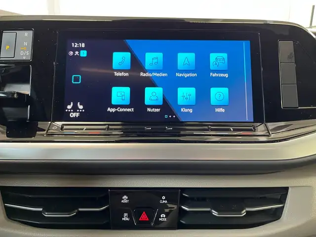 Volkswagen Multivan view 13