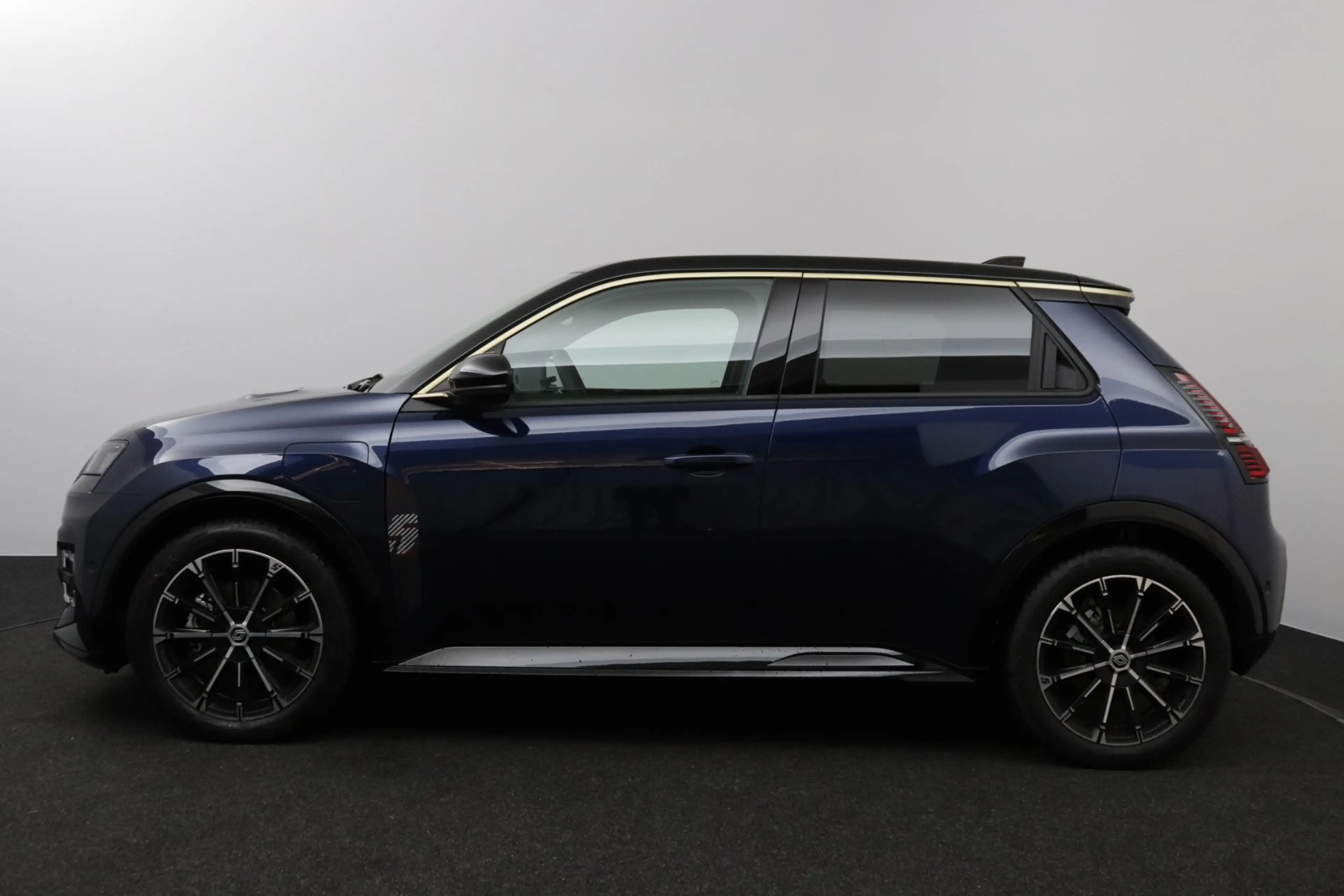 Renault R 5 comfort range iconic cinq 52 kWh | Pack Safety | P — photo 20