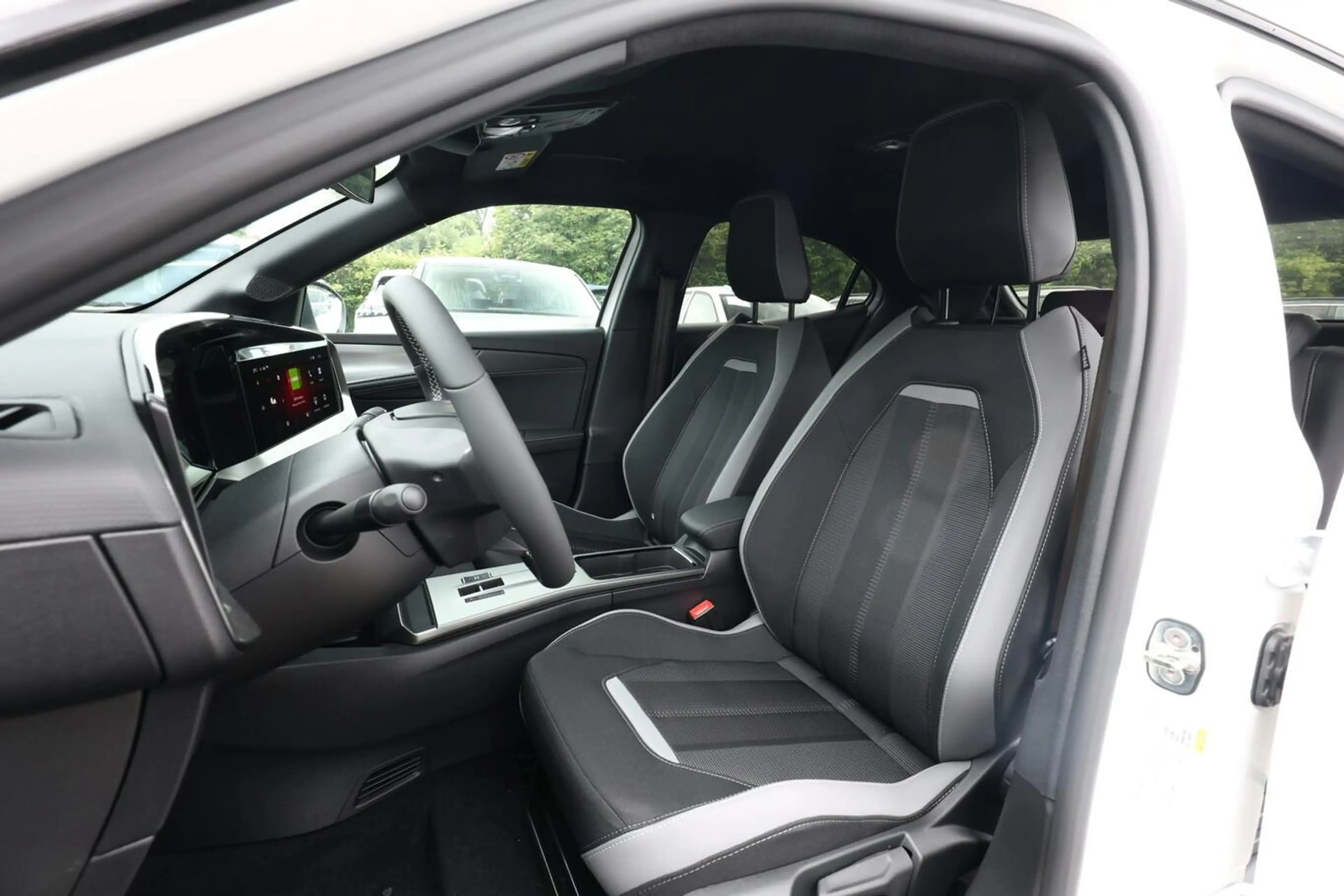 Opel Mokka GS Hybrid SHZ Kam PDC CarPl LaneA 17Z 100 kW (1... — photo 6