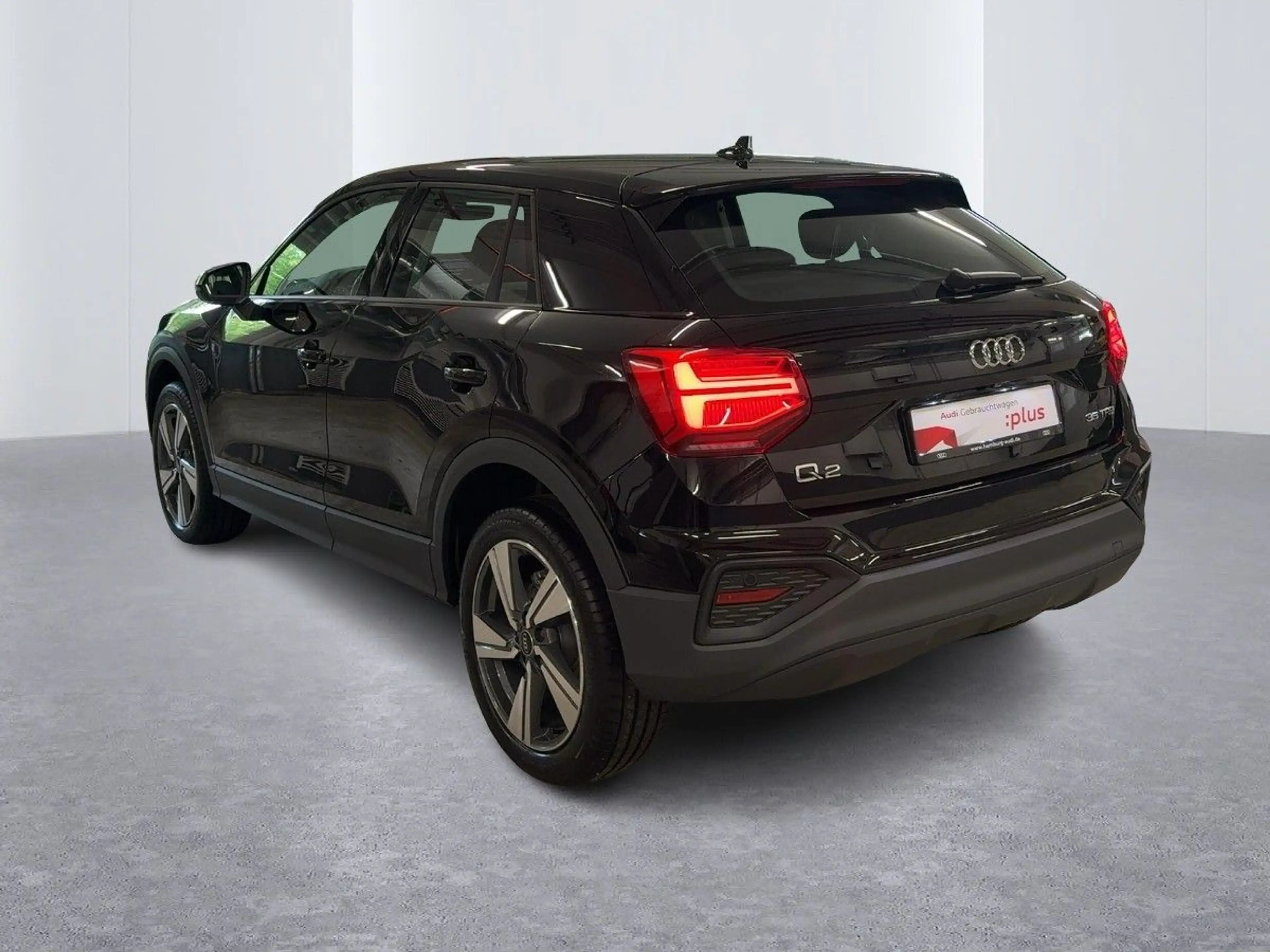 Audi Q2 35 TFSI S tronic NAVI/KAMERA/ACC/MATRIX/LM18 — photo 3