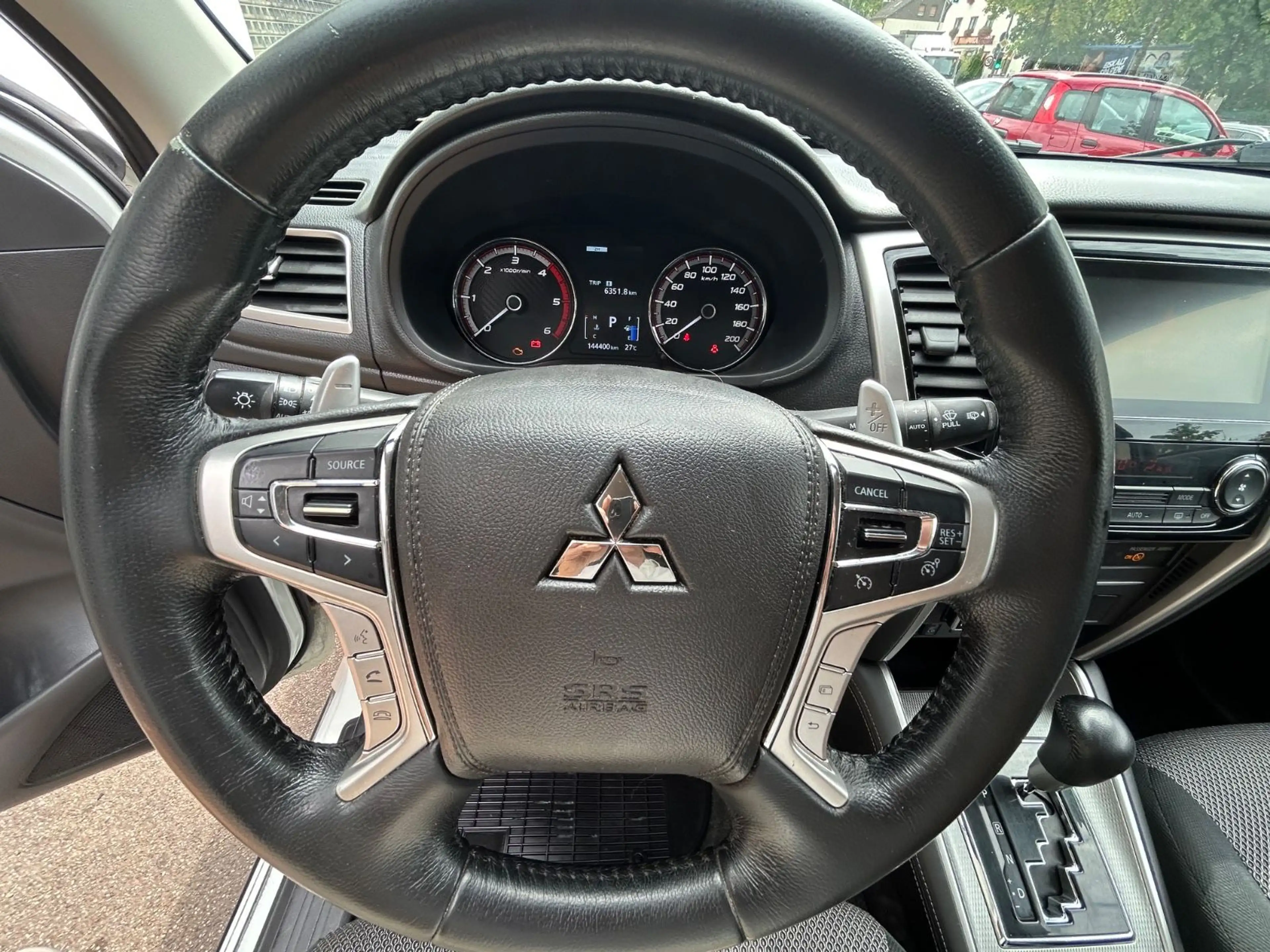 Mitsubishi L200 Plus Doppelkabine 4WD Kamera Standhzg Autom — photo 12