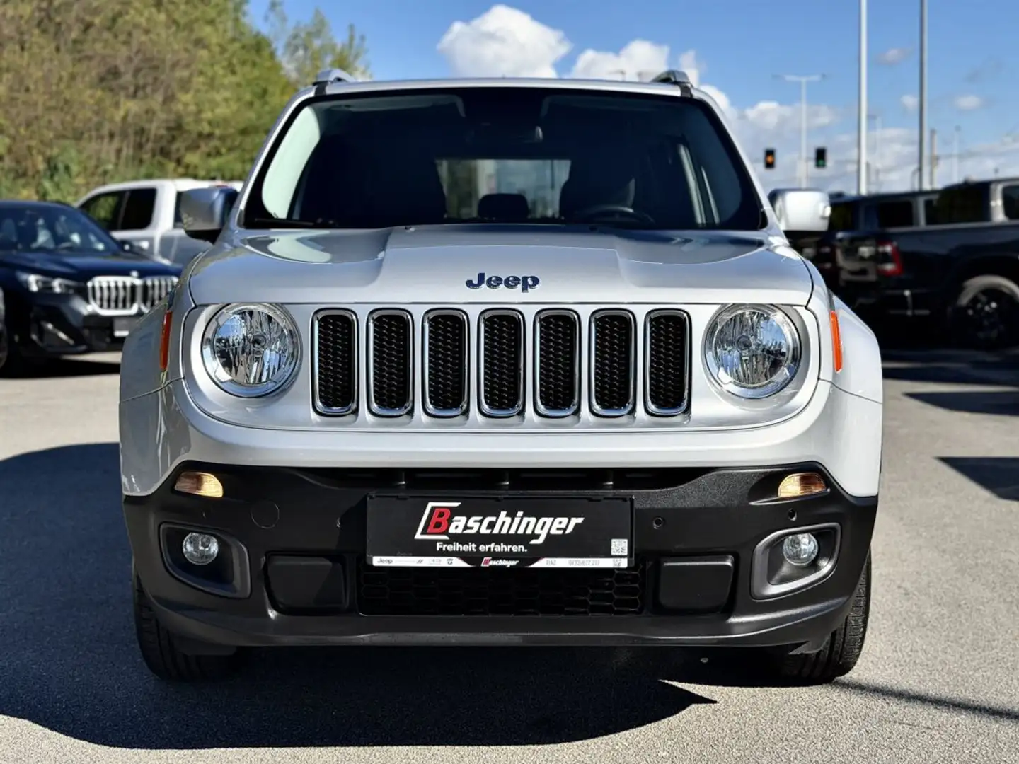 Jeep Renegade 2,0 MultiJet Limited AWD Silber - 2