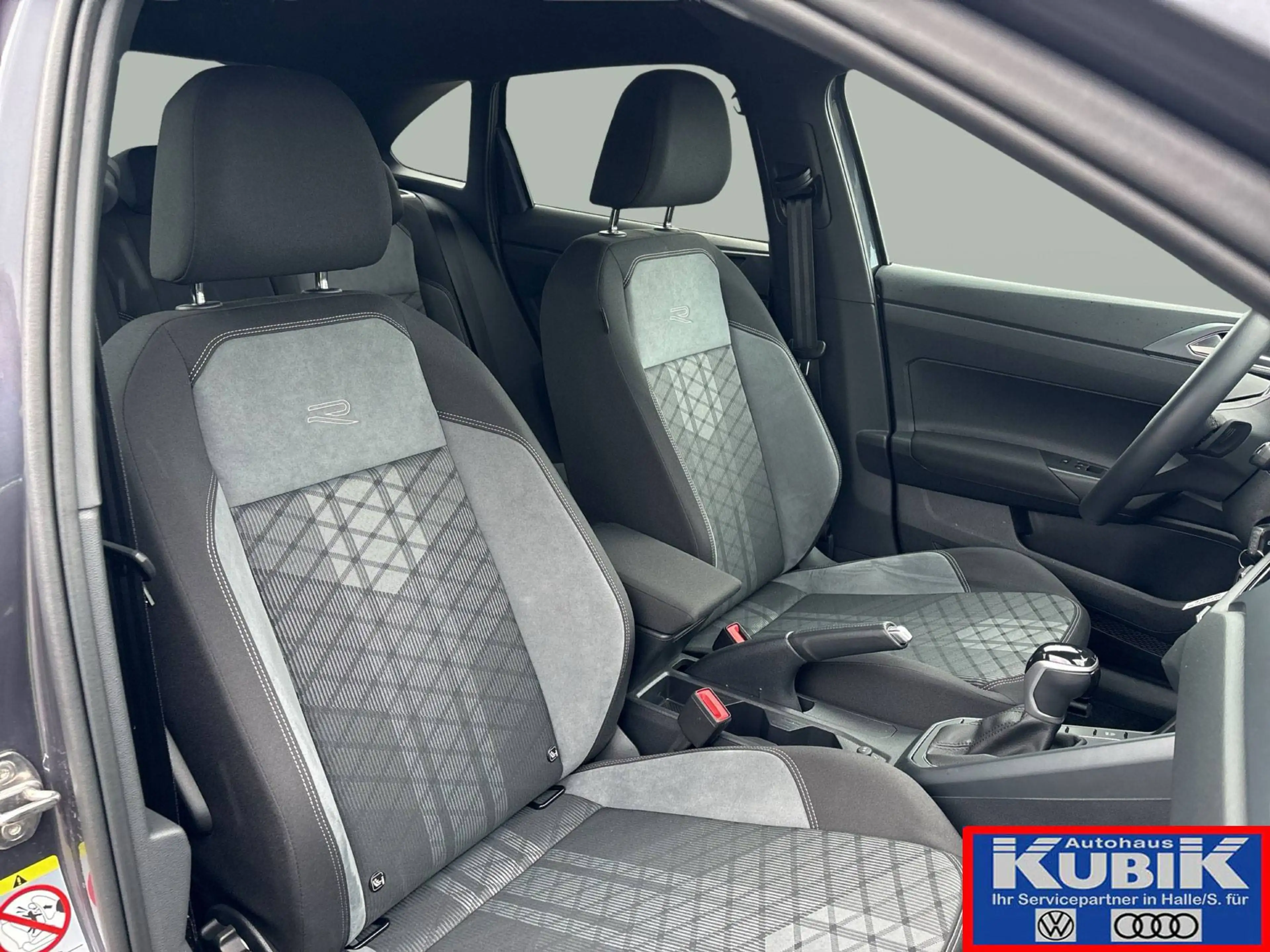 Volkswagen Taigo Taigo 1.5 TSI R-Line DSG+Matrix LED+Discover Media — photo 14