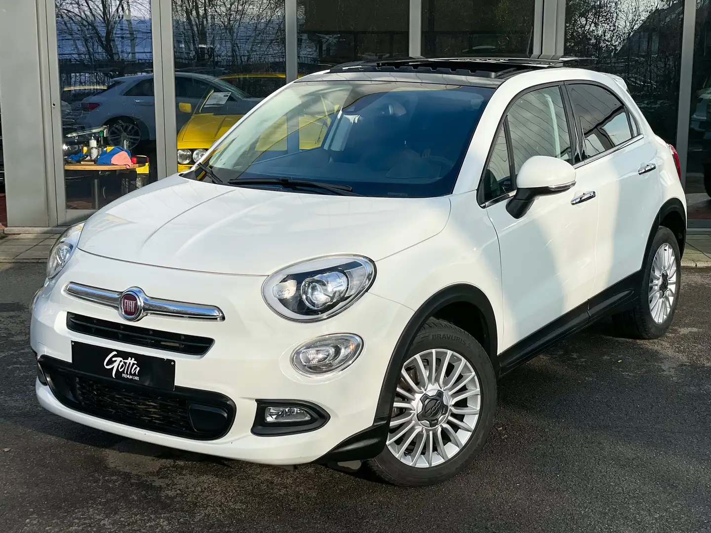 Fiat 500X 1.4 MultiAir Lounge 136CH *** TOIT PANO/ GPS/ LED Wit - 1