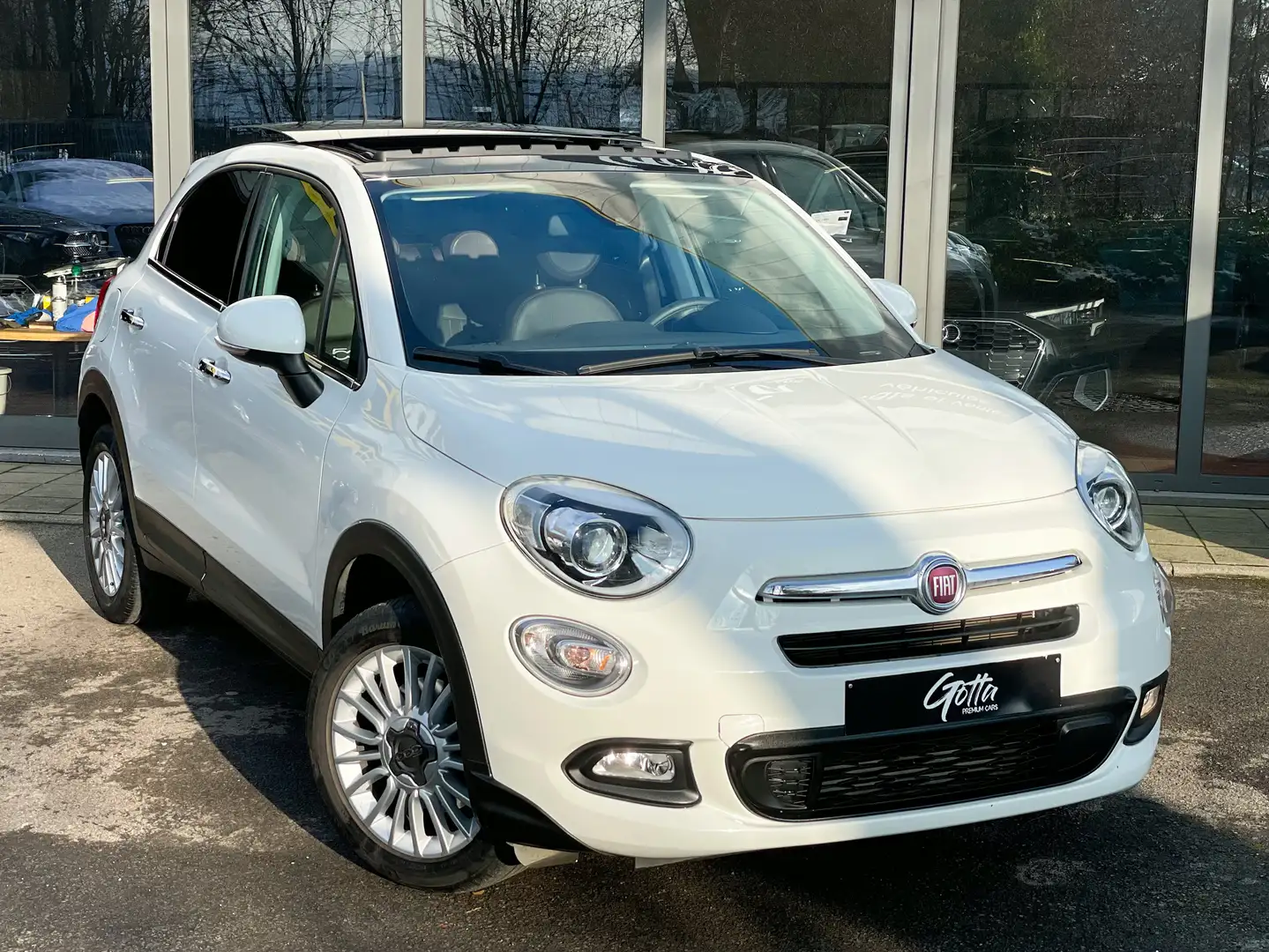 Fiat 500X 1.4 MultiAir Lounge 136CH *** TOIT PANO/ GPS/ LED Wit - 2