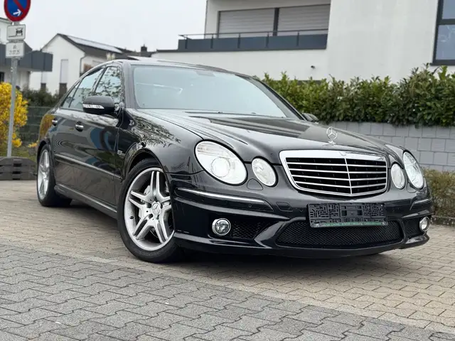 Mercedes-Benz E 63 AMG Performance*3xDesigno*SHD*H&K