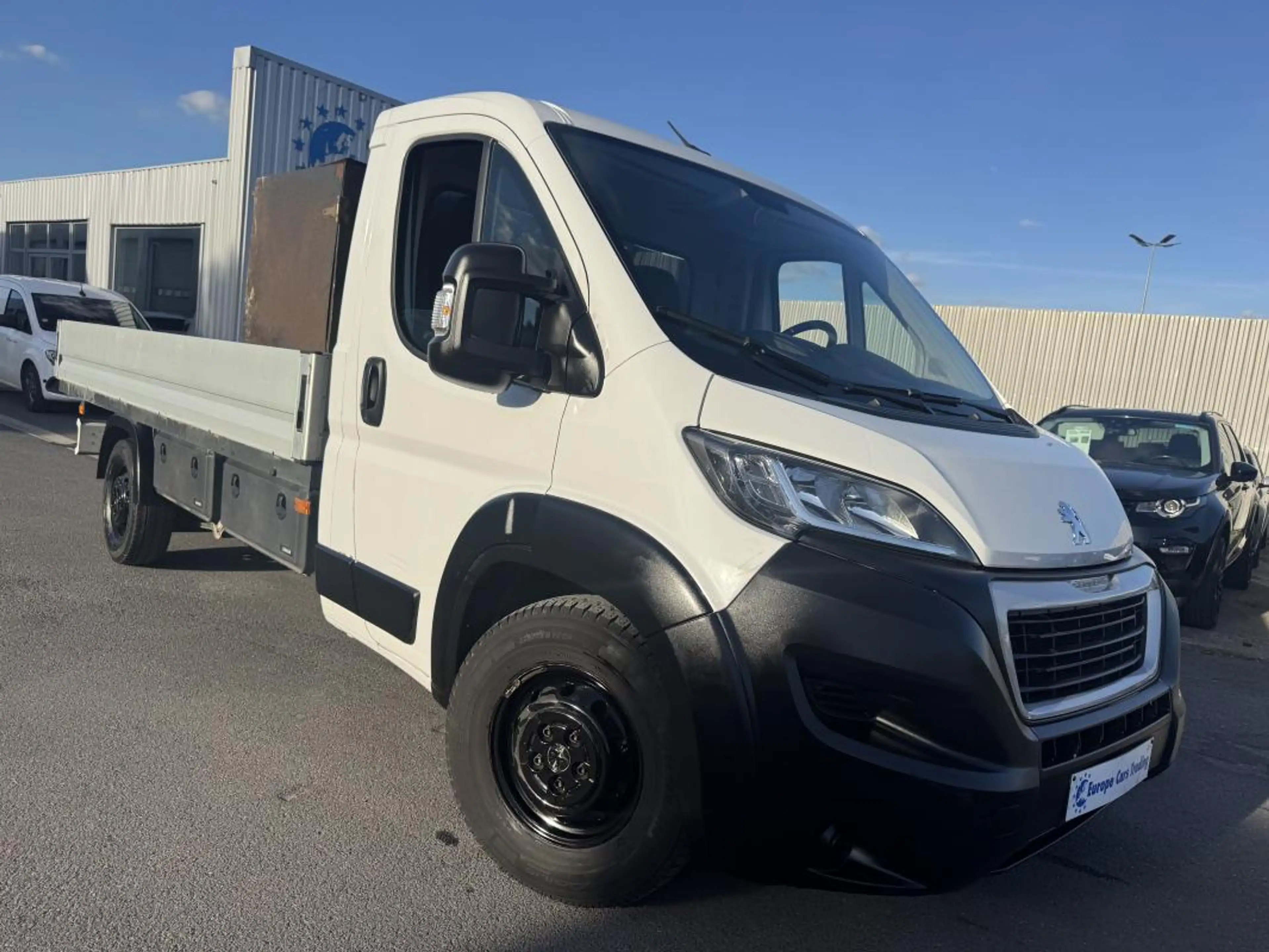 Peugeot Boxer 4,30m Camion Plateau Plate-Forme 2.2BlueHDI 165ch 16520€HT TVA RÉCUP GPS CLIM GAR 12M — photo 2
