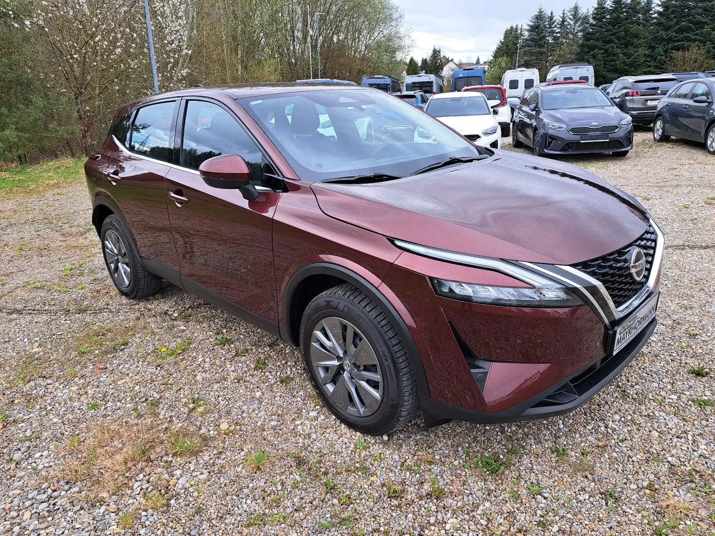 Nissan Qashqai Visia Rot - 2