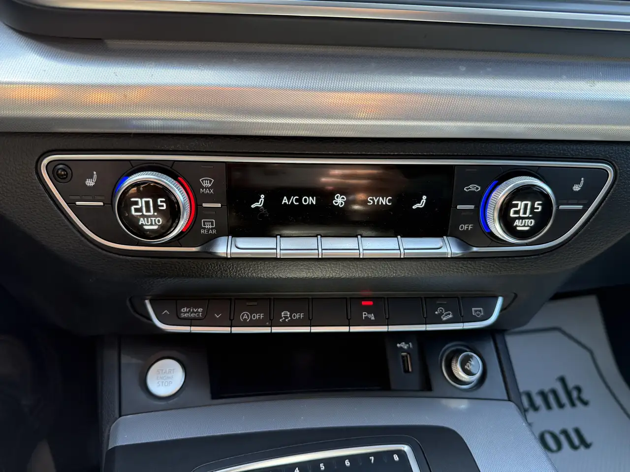 Audi Q5 снимка Audi Q5