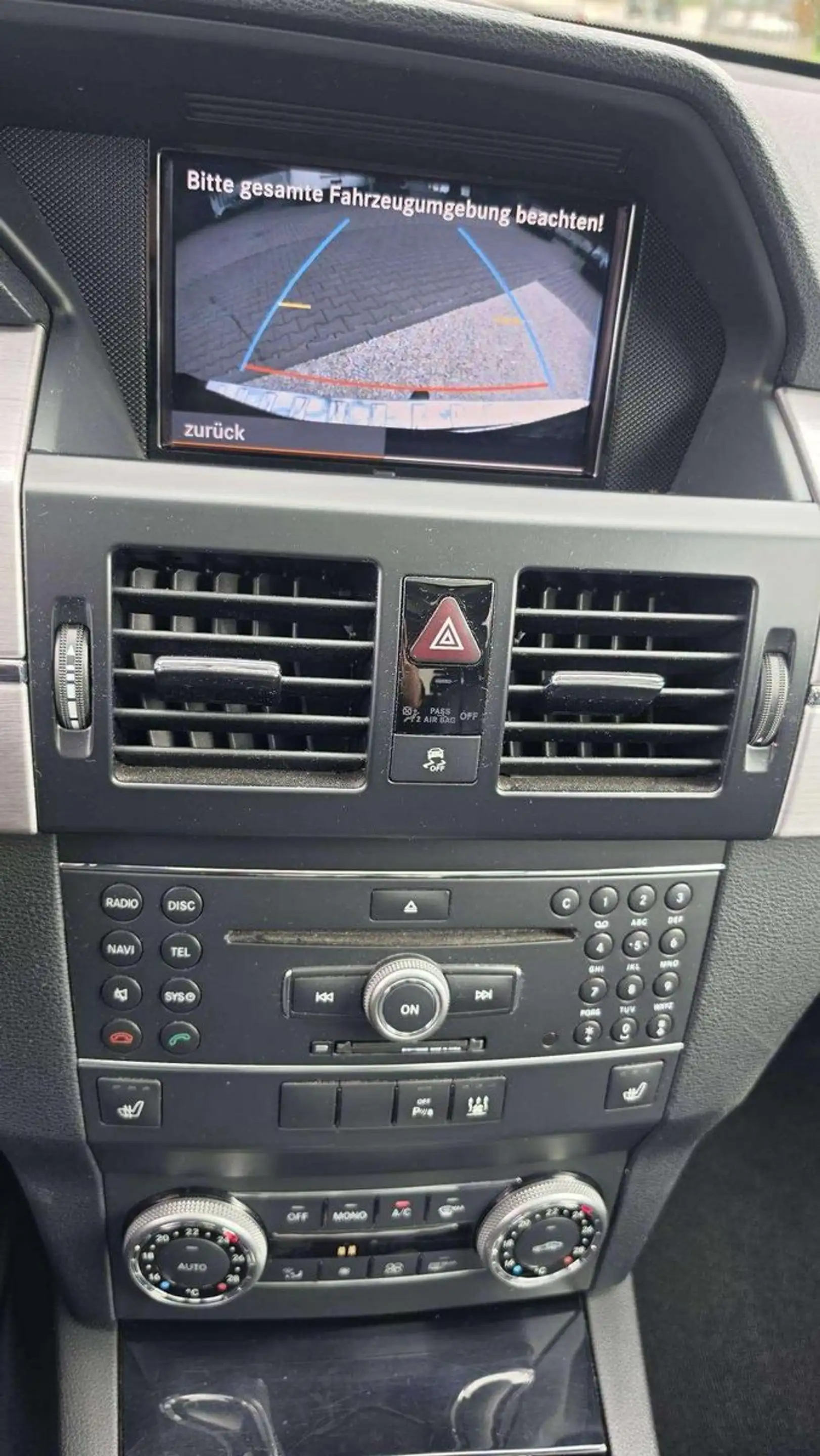 Mercedes-Benz GLK 350 4MATIC+TÜV+GARANTIE+PANO+LEDER+PARKSEN+KAMERA+AHK — photo 25