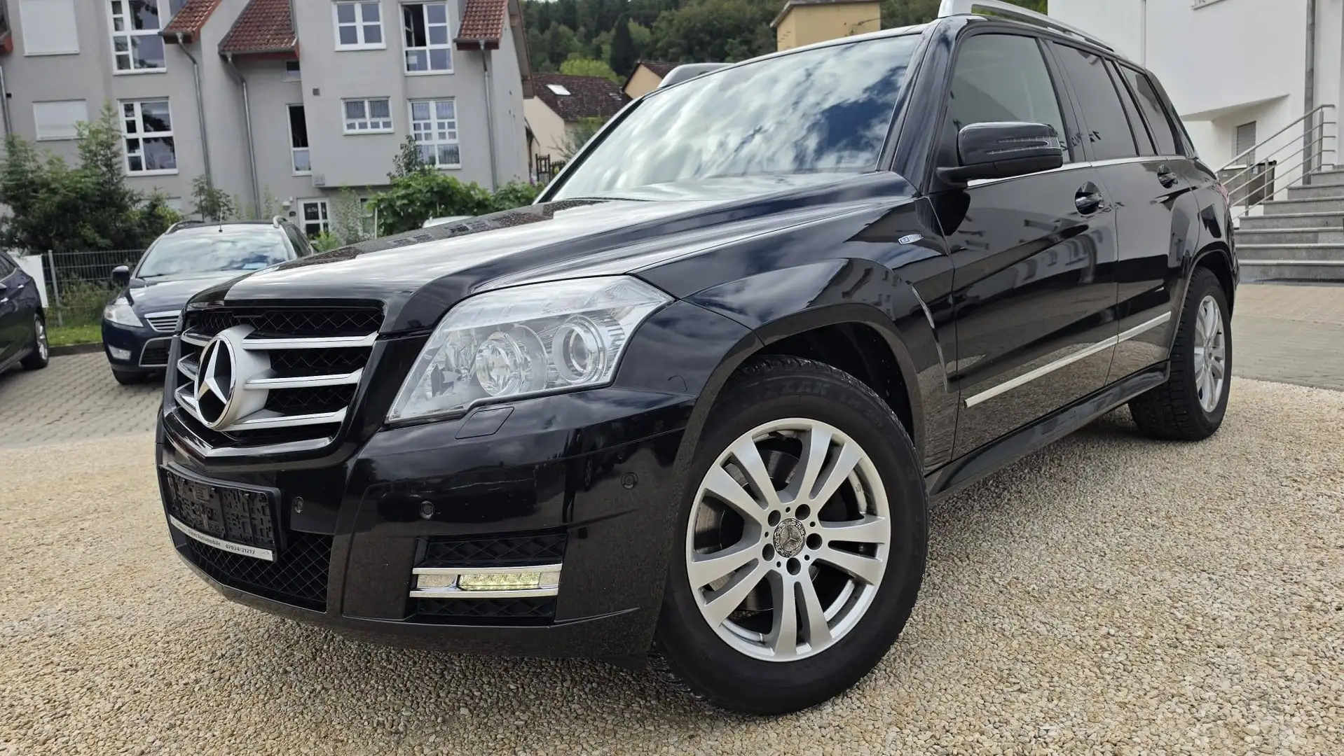 Mercedes-Benz GLK 350 CDI+4MATIC+TÜV+GARANTIE+PANO+LEDER+PARKSEN+KAMERA+AHK Schwarz - 1