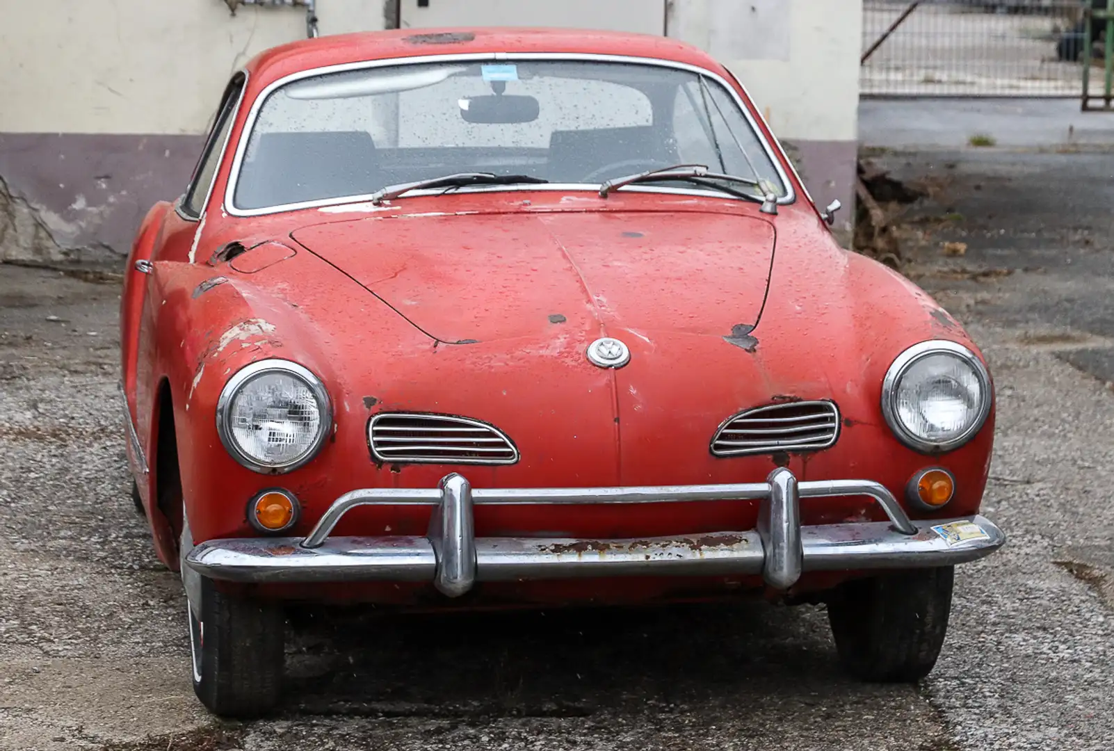Volkswagen Karmann Ghia Rot - 2